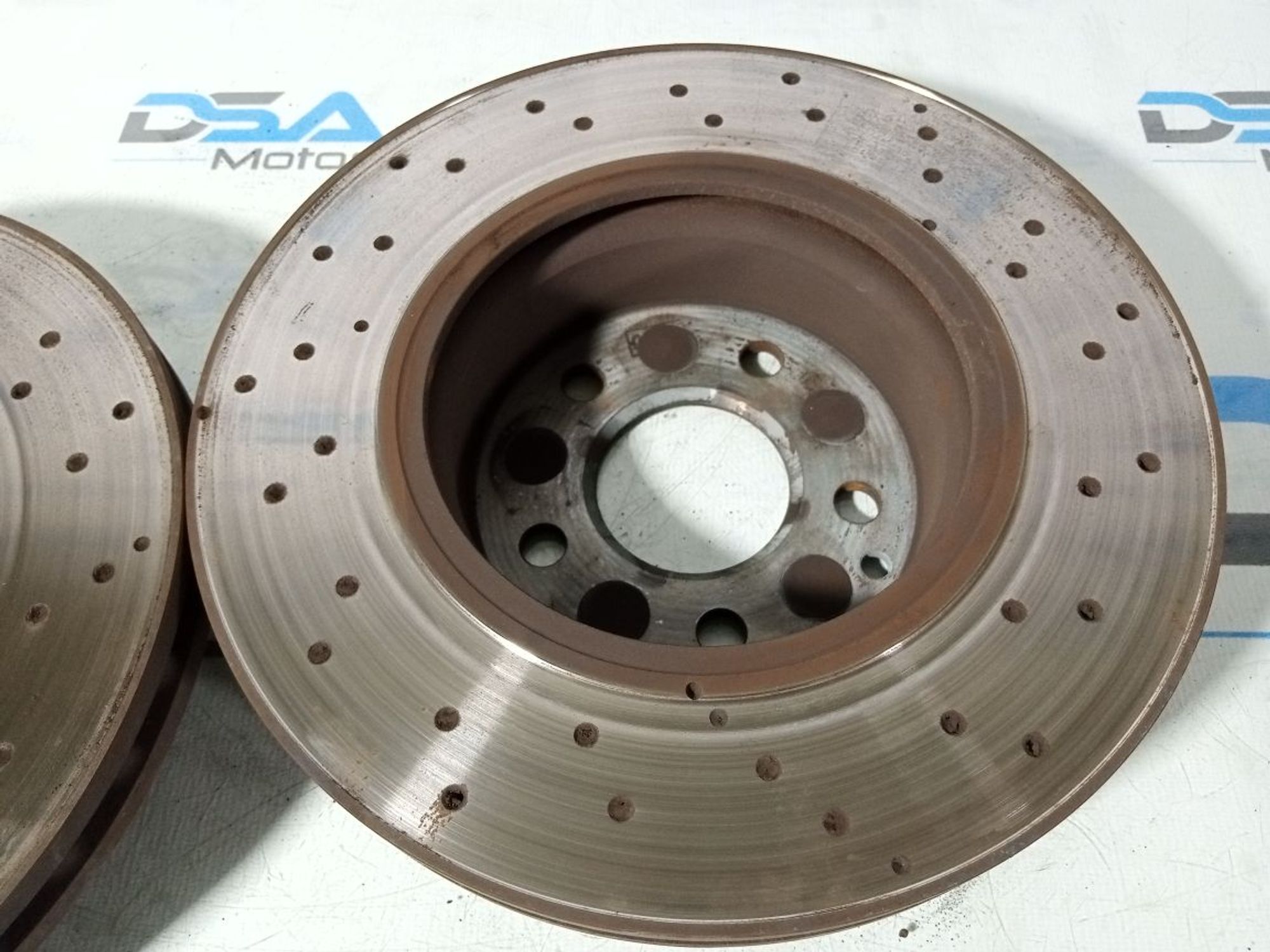 https://gcs.partsauto.market/rn-stockpro.appspot.com/thmbs/userImages/b7628e092085f1f91467af1afb6e7630/part/c9ca163e-6ef1-45b2-bb0d-a0067f3229a9_1747628374277.jpg