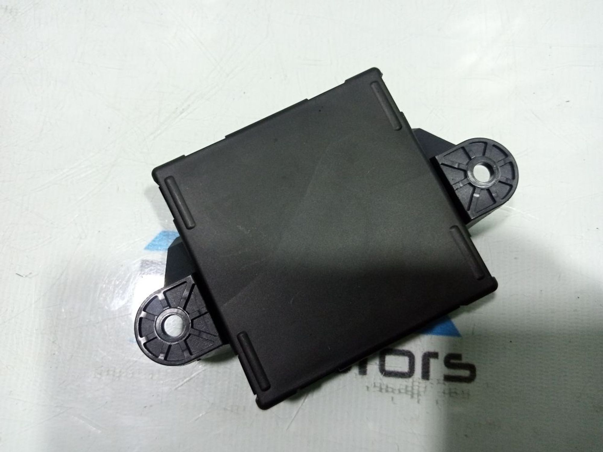 https://gcs.partsauto.market/rn-stockpro.appspot.com/thmbs/userImages/b7628e092085f1f91467af1afb6e7630/part/ca9b0f1c-7558-4a0d-bfb3-9468adabbe9b_1748849935404.jpg
