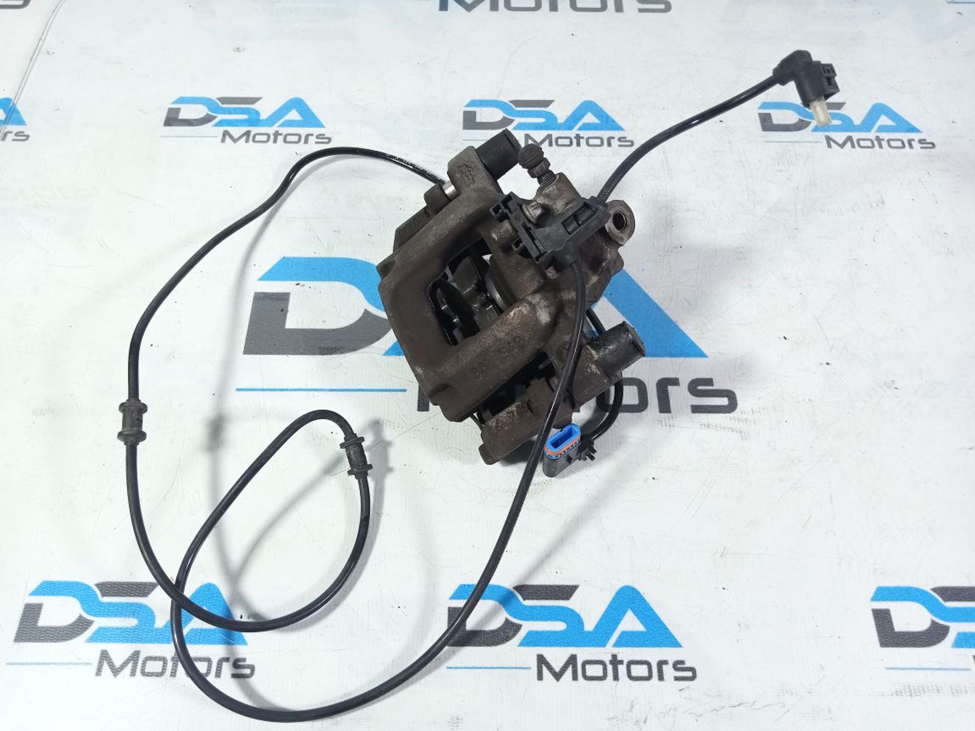 https://gcs.partsauto.market/rn-stockpro.appspot.com/thmbs/userImages/b7628e092085f1f91467af1afb6e7630/part/cb350958-cb47-44c9-96f7-52916287376d_1743088136459.jpg