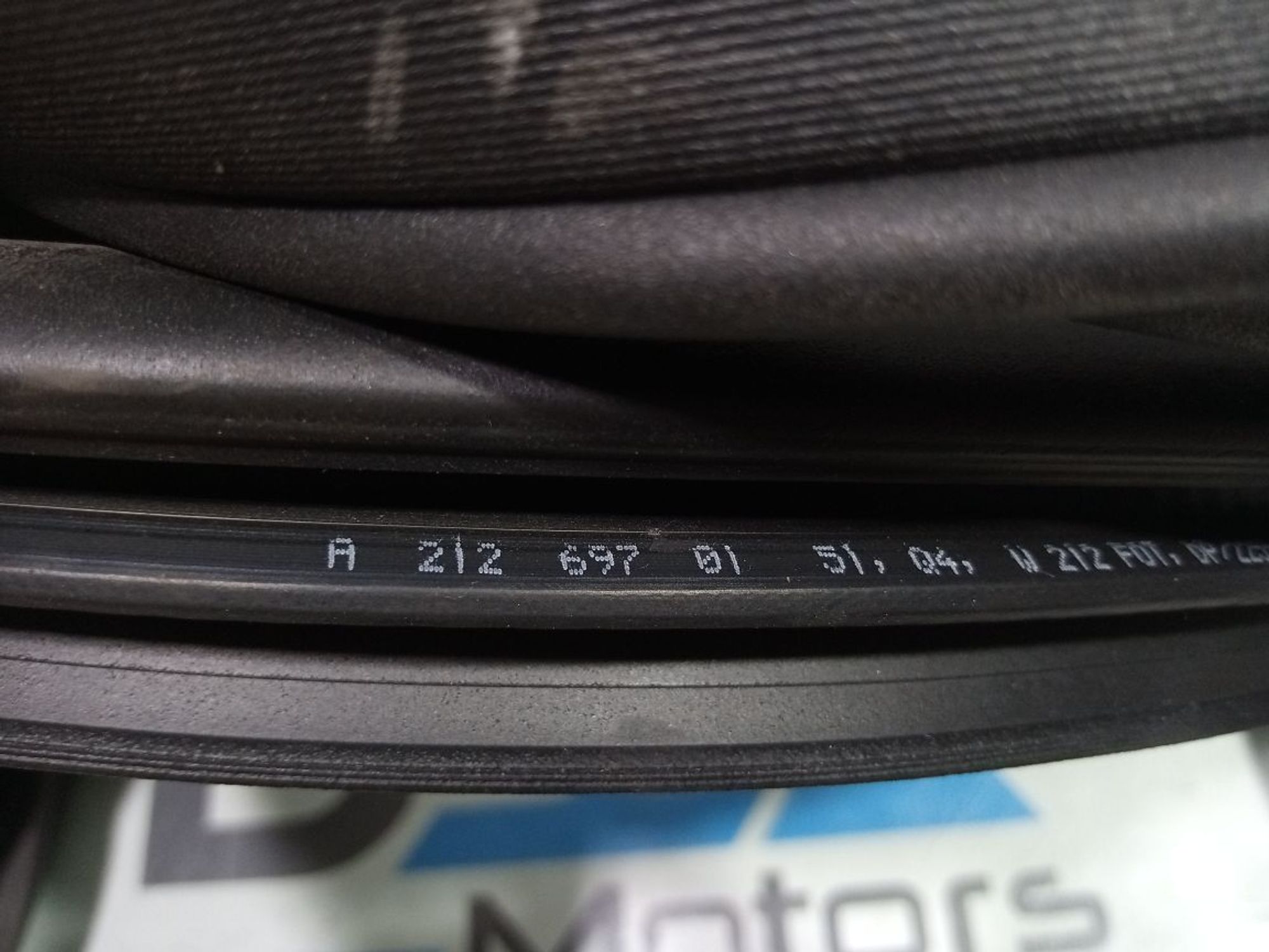 https://gcs.partsauto.market/rn-stockpro.appspot.com/thmbs/userImages/b7628e092085f1f91467af1afb6e7630/part/cbbf3580-827c-462c-9b60-8e06bd5de9c4_1748410740900.jpg