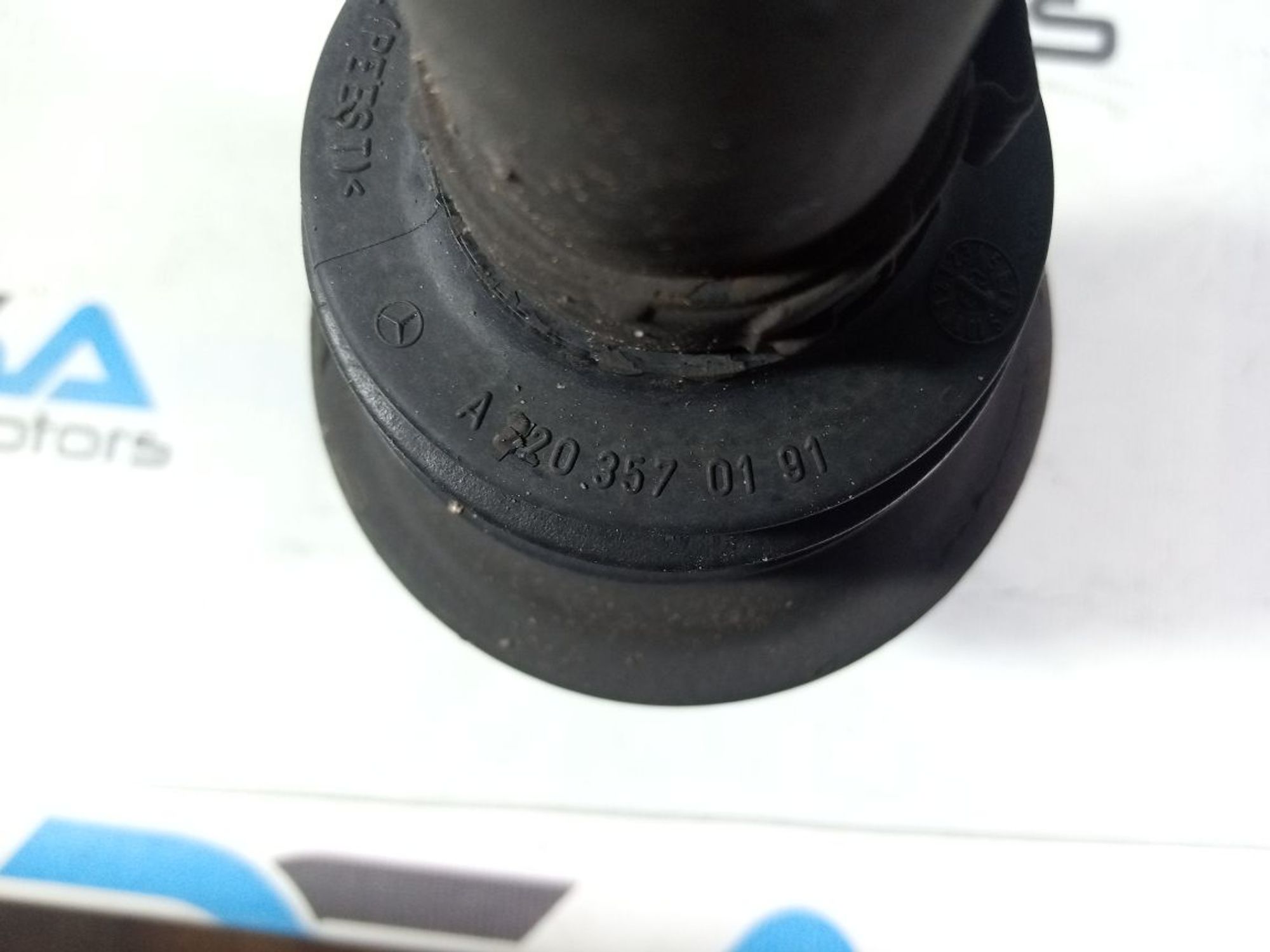 https://gcs.partsauto.market/rn-stockpro.appspot.com/thmbs/userImages/b7628e092085f1f91467af1afb6e7630/part/cc688838-303d-4e6c-b9c9-5e5fefdc5cc6_1743088211263.jpg