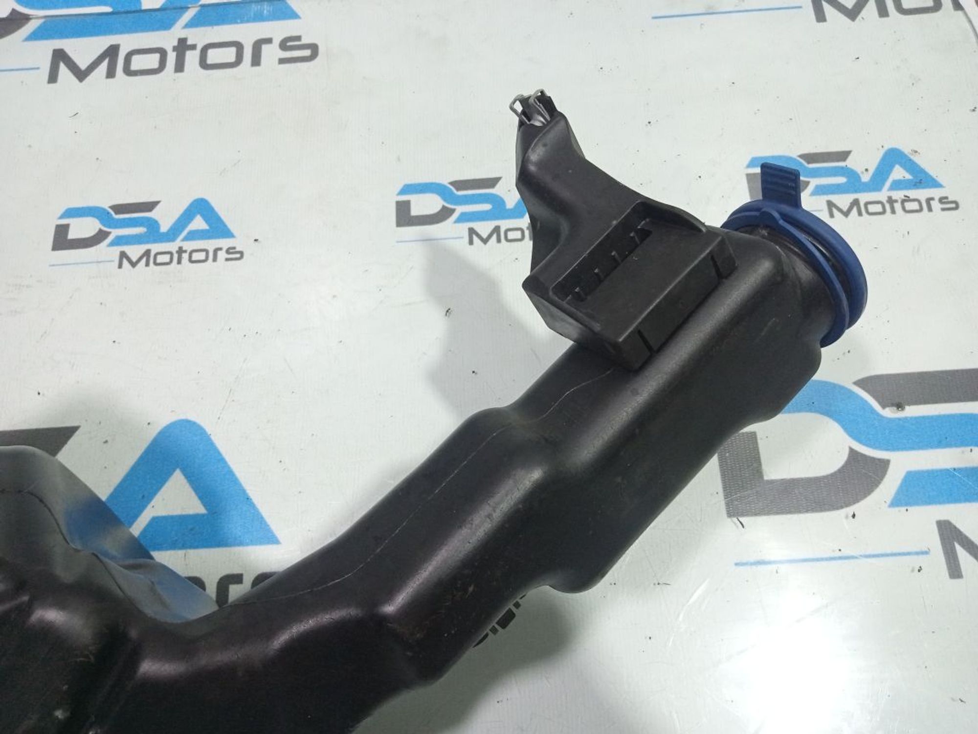 https://gcs.partsauto.market/rn-stockpro.appspot.com/thmbs/userImages/b7628e092085f1f91467af1afb6e7630/part/cc7dcaf2-ee2c-4109-90f0-d708021efa9c_1748894836494.jpg