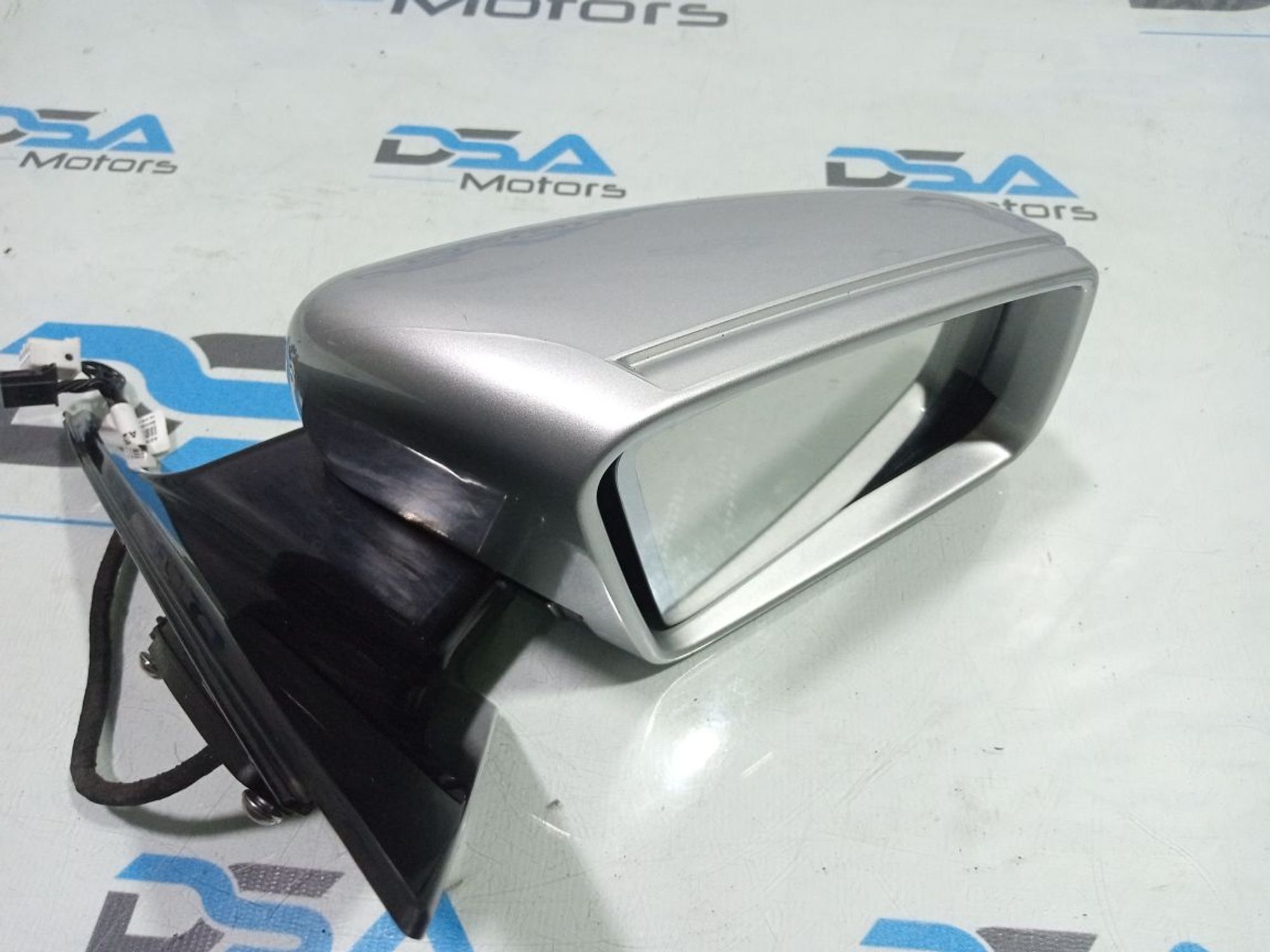 https://gcs.partsauto.market/rn-stockpro.appspot.com/thmbs/userImages/b7628e092085f1f91467af1afb6e7630/part/ccc076c0-7434-4a13-90f9-d978e6b45453_1748615052529.jpg