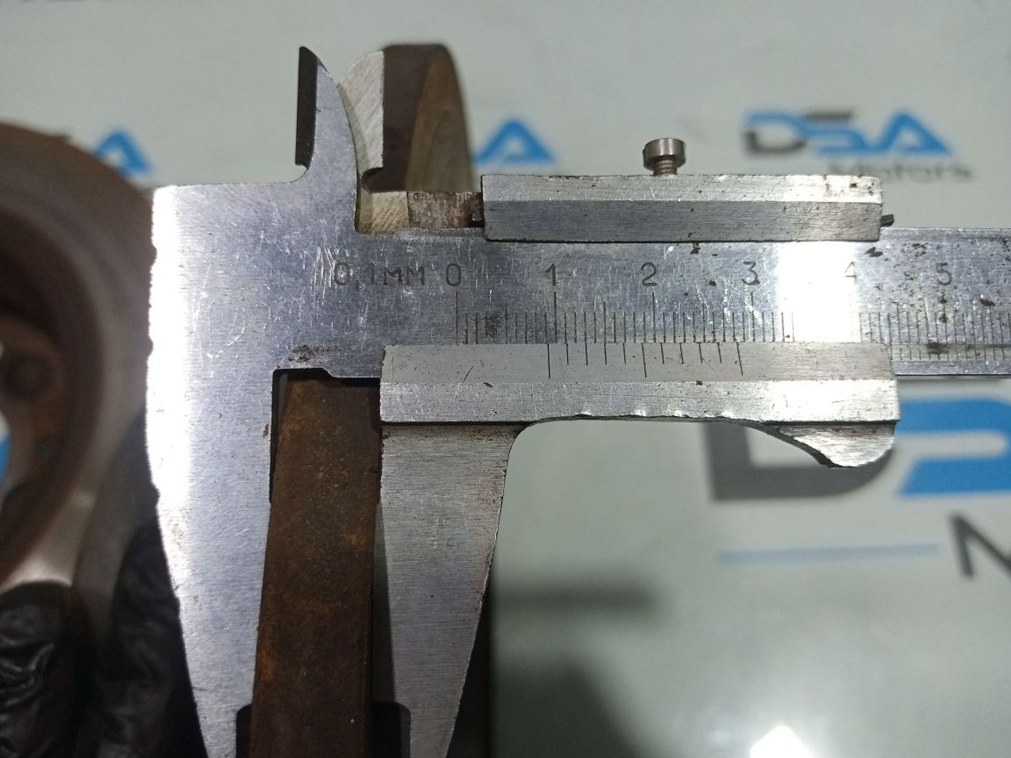 https://gcs.partsauto.market/rn-stockpro.appspot.com/thmbs/userImages/b7628e092085f1f91467af1afb6e7630/part/ce1b2f96-e614-491e-9b2e-8e12c06fe671_1747896449421.jpg