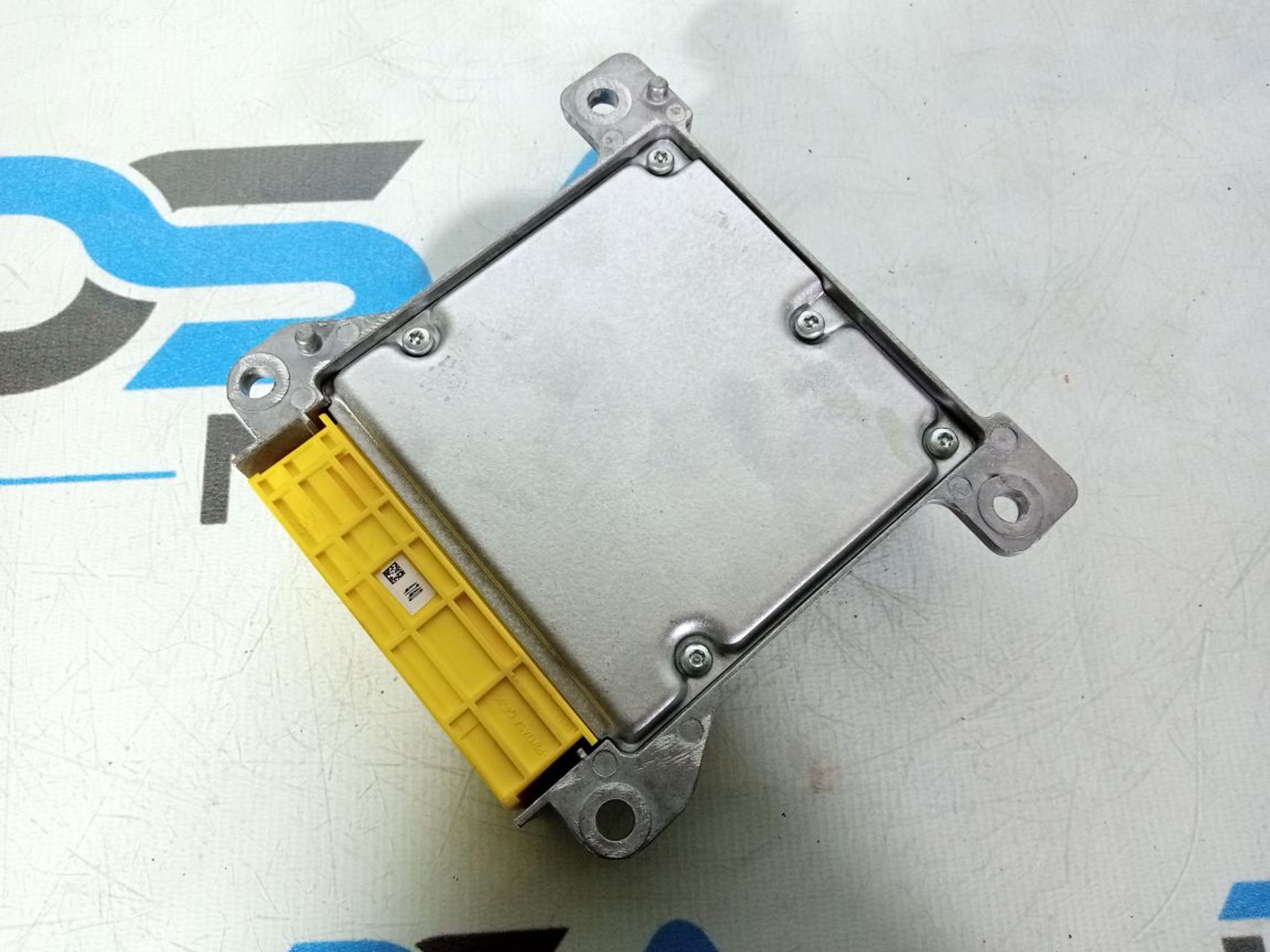 https://gcs.partsauto.market/rn-stockpro.appspot.com/thmbs/userImages/b7628e092085f1f91467af1afb6e7630/part/ce1b41ab-c2f3-4967-ba13-d85a46b9cfd0_1747338957623.jpg