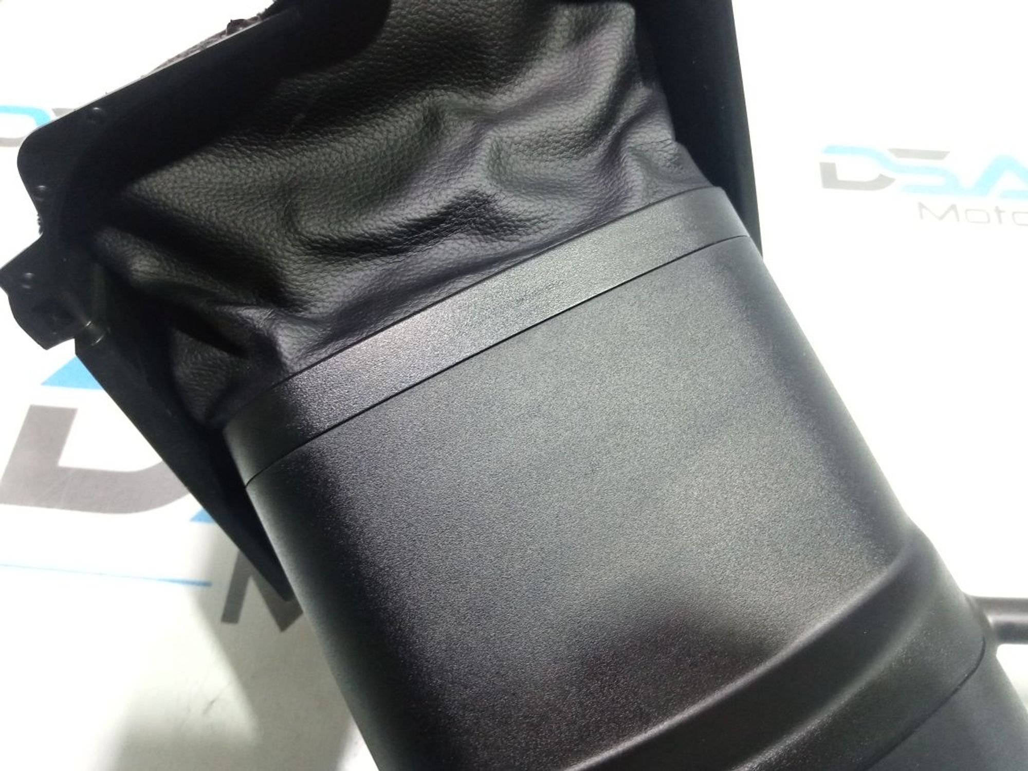https://gcs.partsauto.market/rn-stockpro.appspot.com/thmbs/userImages/b7628e092085f1f91467af1afb6e7630/part/cebbfd7a-af8d-4e58-8036-6f5be28f6354_1748868891476.jpg