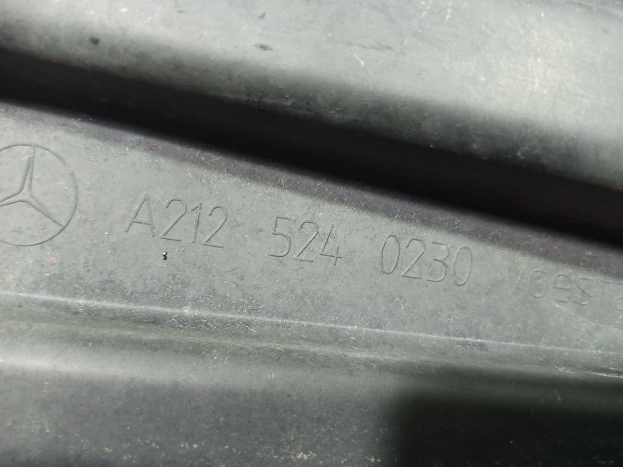 https://gcs.partsauto.market/rn-stockpro.appspot.com/thmbs/userImages/b7628e092085f1f91467af1afb6e7630/part/cf8050ba-25d8-4b6c-b361-9697035ac4f7_1749495018354.jpg