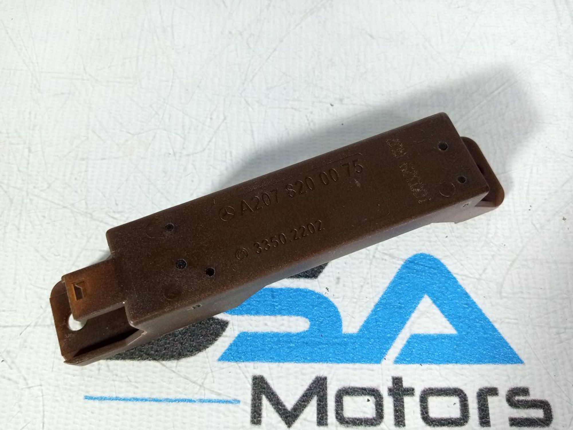 https://gcs.partsauto.market/rn-stockpro.appspot.com/thmbs/userImages/b7628e092085f1f91467af1afb6e7630/part/cf8653b8-f8b1-4177-9fd4-ba66ba9fc607_1745406904028.jpg