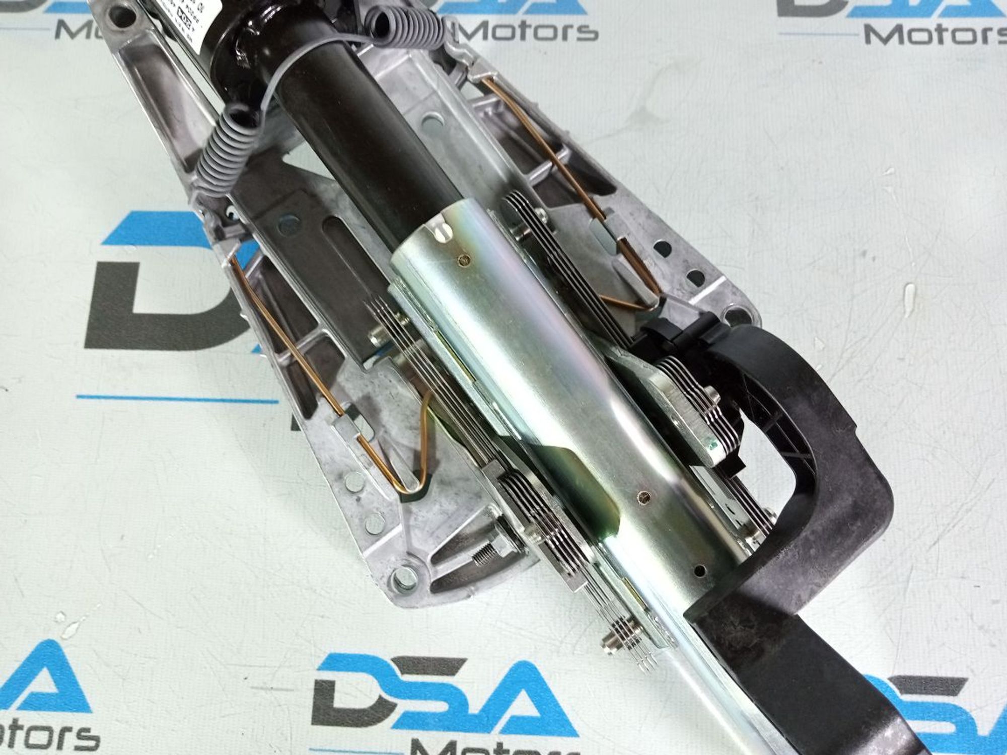 https://gcs.partsauto.market/rn-stockpro.appspot.com/thmbs/userImages/b7628e092085f1f91467af1afb6e7630/part/cff5eb93-114e-4f5d-9282-8e2b2c5599ed_1746960140376.jpg