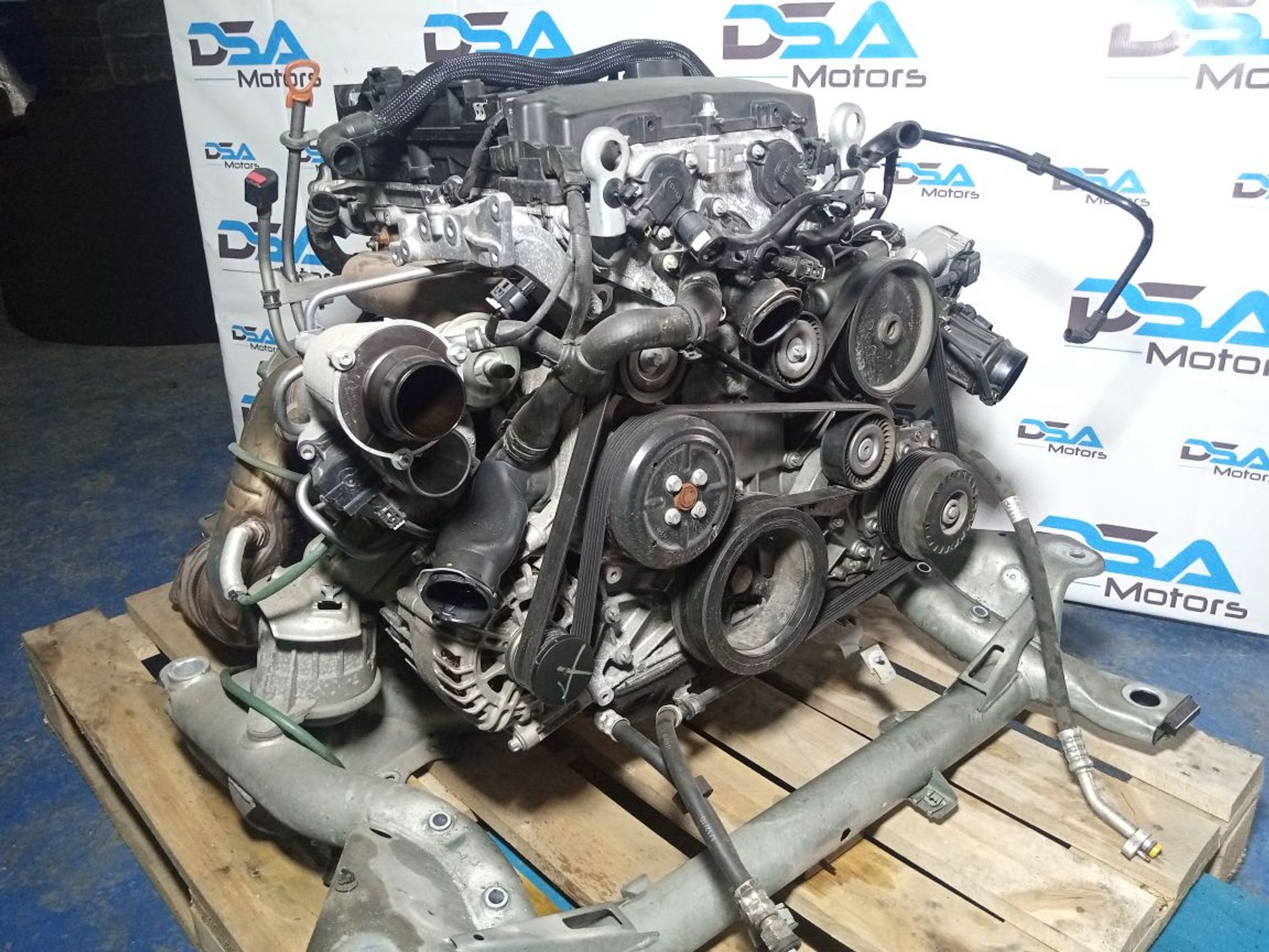 https://gcs.partsauto.market/rn-stockpro.appspot.com/thmbs/userImages/b7628e092085f1f91467af1afb6e7630/part/d0f5d899-8930-4064-8657-9cf896f35951_1747132067076.jpg