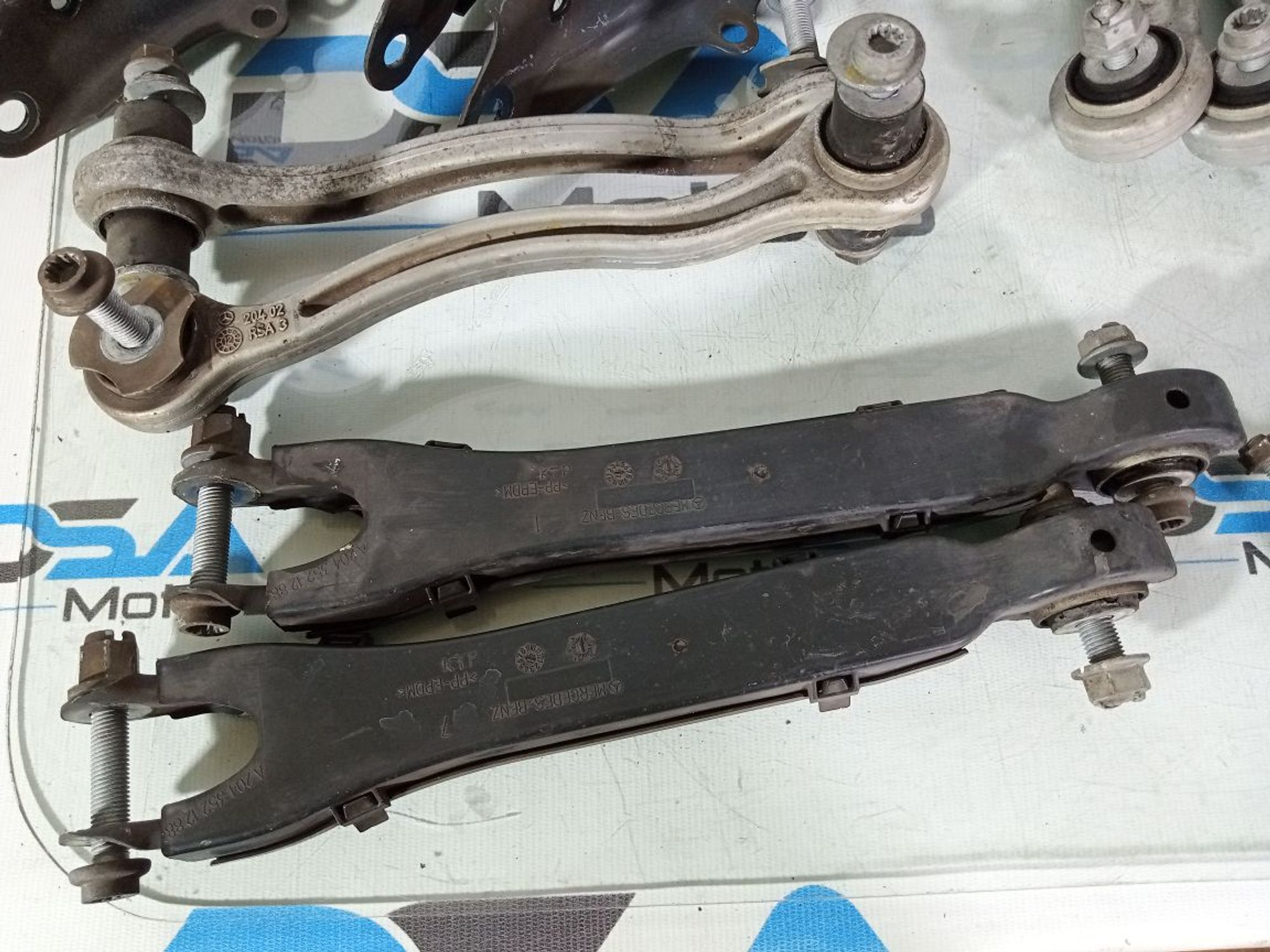 https://gcs.partsauto.market/rn-stockpro.appspot.com/thmbs/userImages/b7628e092085f1f91467af1afb6e7630/part/d10ee28b-6802-4711-98f1-98040b4b0e09_1747232655658.jpg