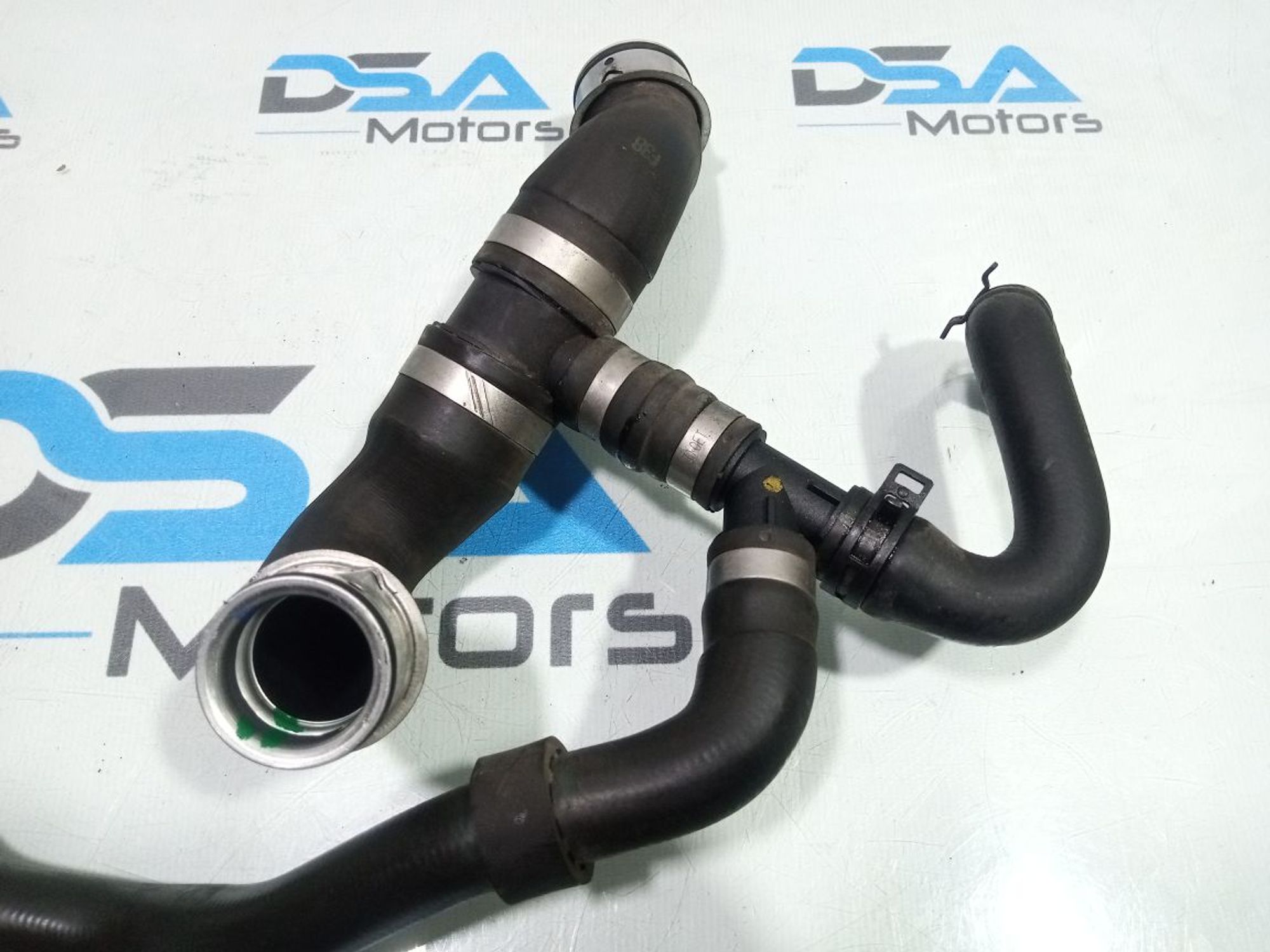 https://gcs.partsauto.market/rn-stockpro.appspot.com/thmbs/userImages/b7628e092085f1f91467af1afb6e7630/part/d17014e0-84d2-45fb-85a1-b8efab242d50_1748281141666.jpg