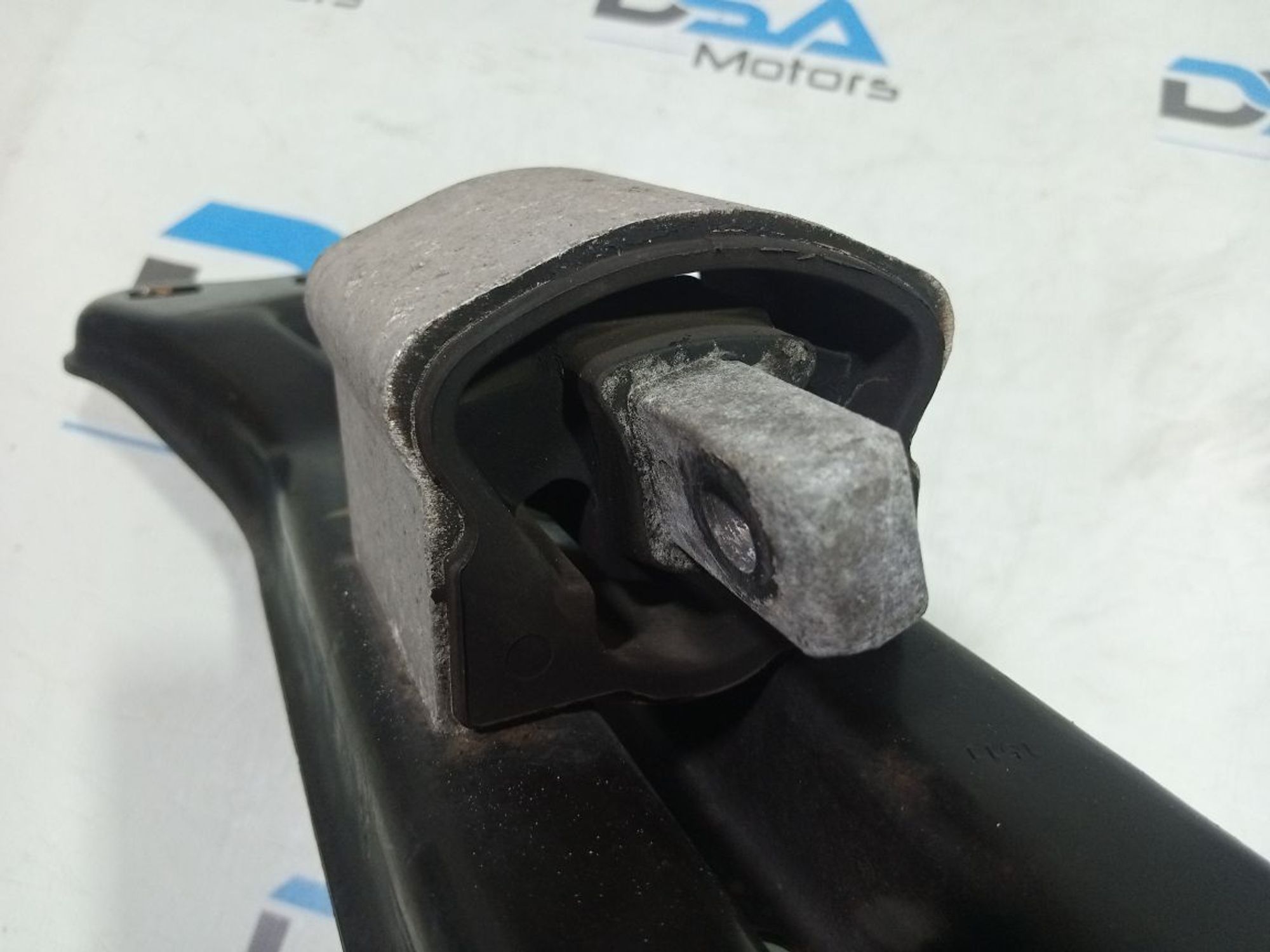 https://gcs.partsauto.market/rn-stockpro.appspot.com/thmbs/userImages/b7628e092085f1f91467af1afb6e7630/part/d234abf3-3d30-443e-8df5-ca54ba5265d4_1748891219470.jpg