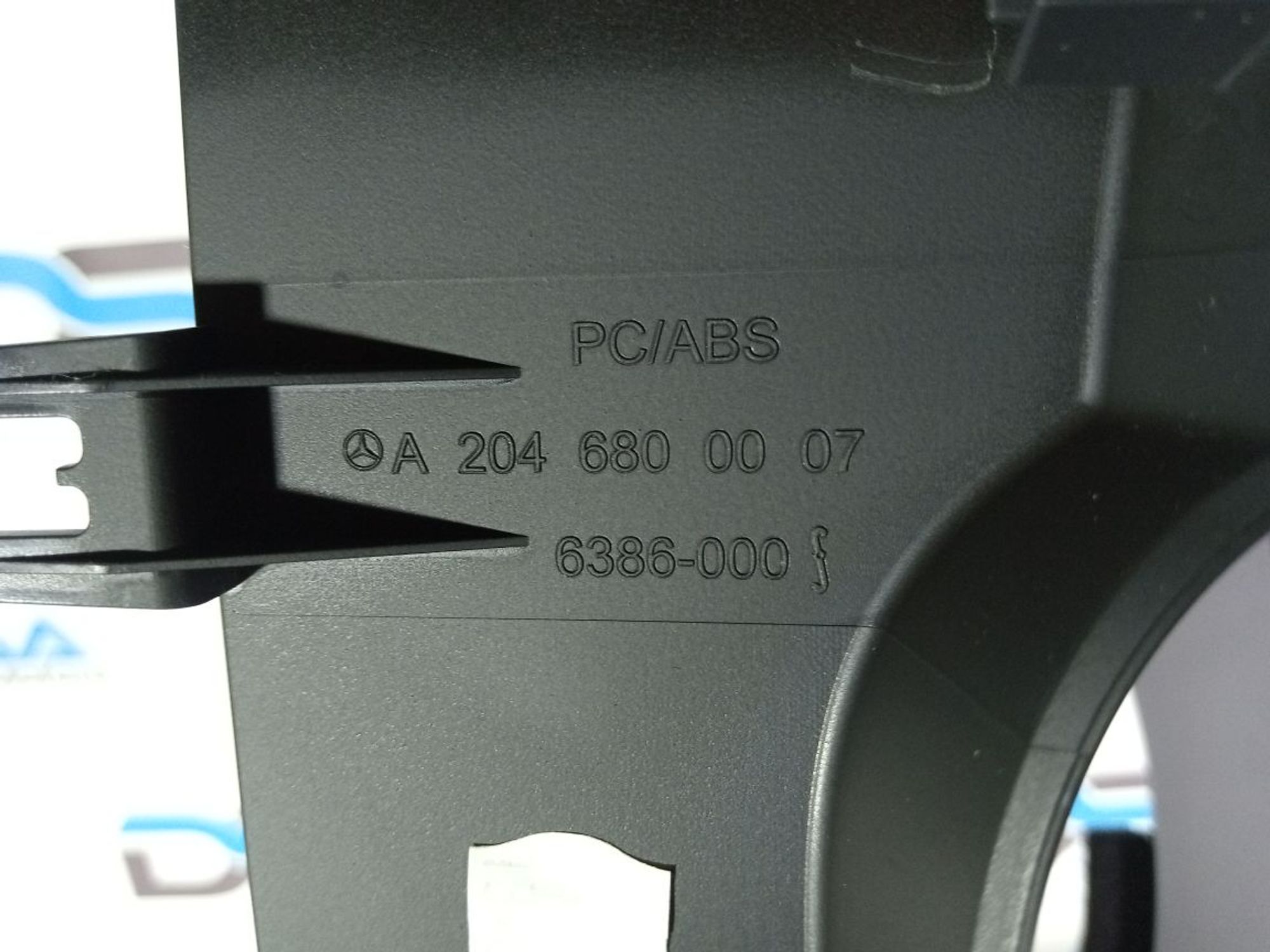 https://gcs.partsauto.market/rn-stockpro.appspot.com/thmbs/userImages/b7628e092085f1f91467af1afb6e7630/part/d23bf06c-e1c5-48be-ad55-924c716b9c5c_1745408440710.jpg