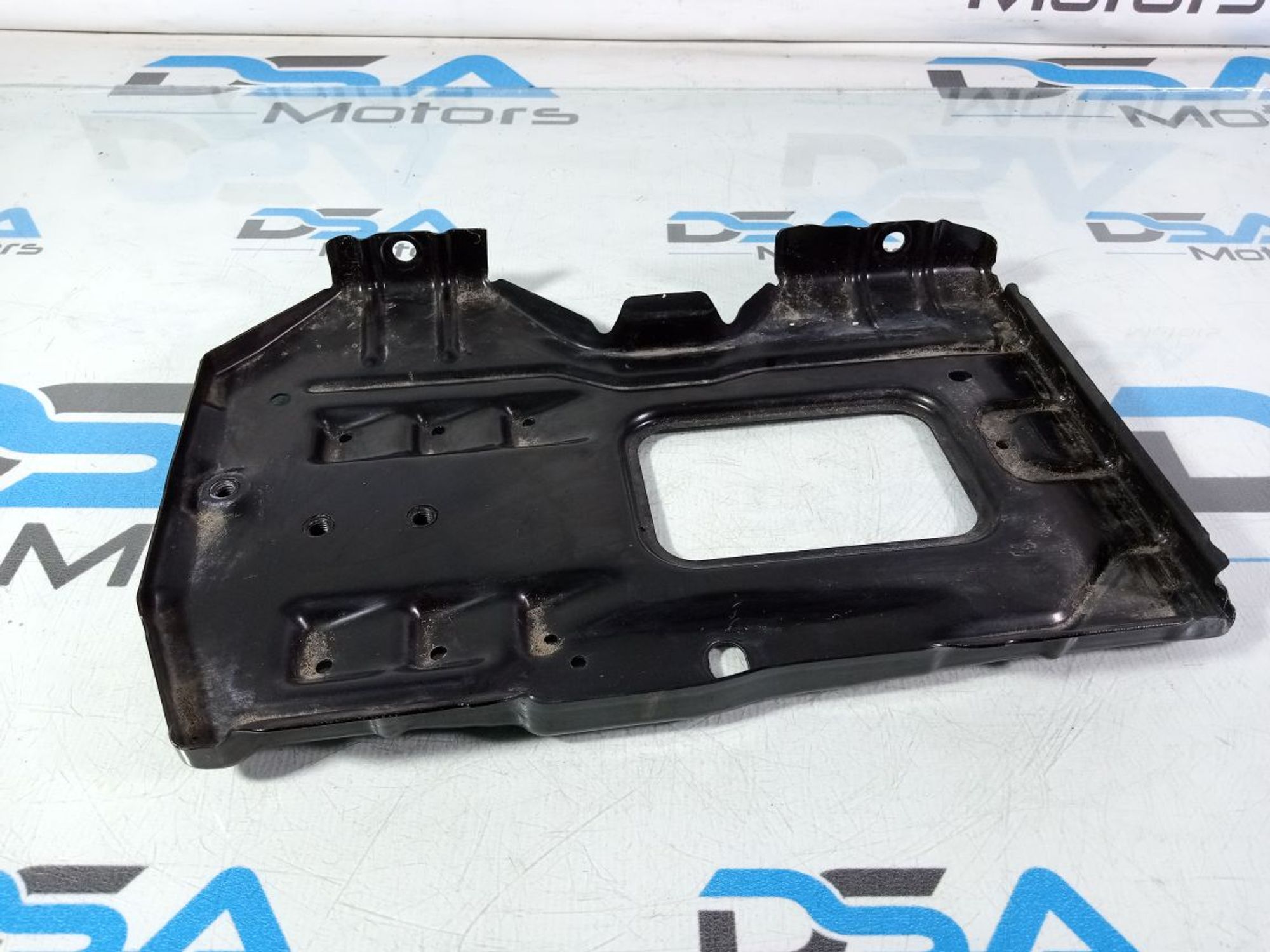 https://gcs.partsauto.market/rn-stockpro.appspot.com/thmbs/userImages/b7628e092085f1f91467af1afb6e7630/part/d4e7c77f-f6dd-4671-b6a1-3e10a49fe0a0_1747027338100.jpg