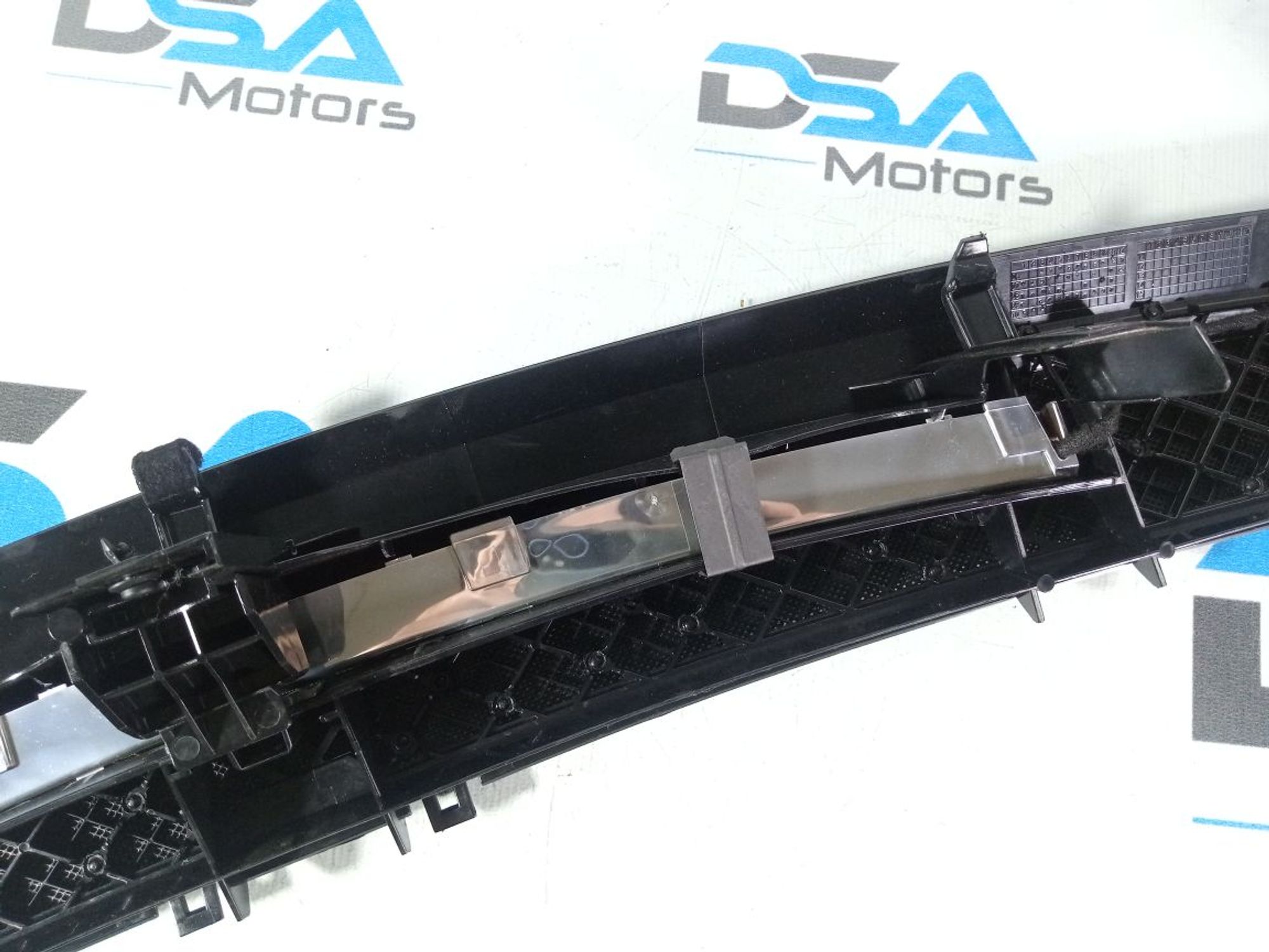 https://gcs.partsauto.market/rn-stockpro.appspot.com/thmbs/userImages/b7628e092085f1f91467af1afb6e7630/part/d55f60e6-24a9-4927-a6ba-acd5f1ed8794_1747023747555.jpg