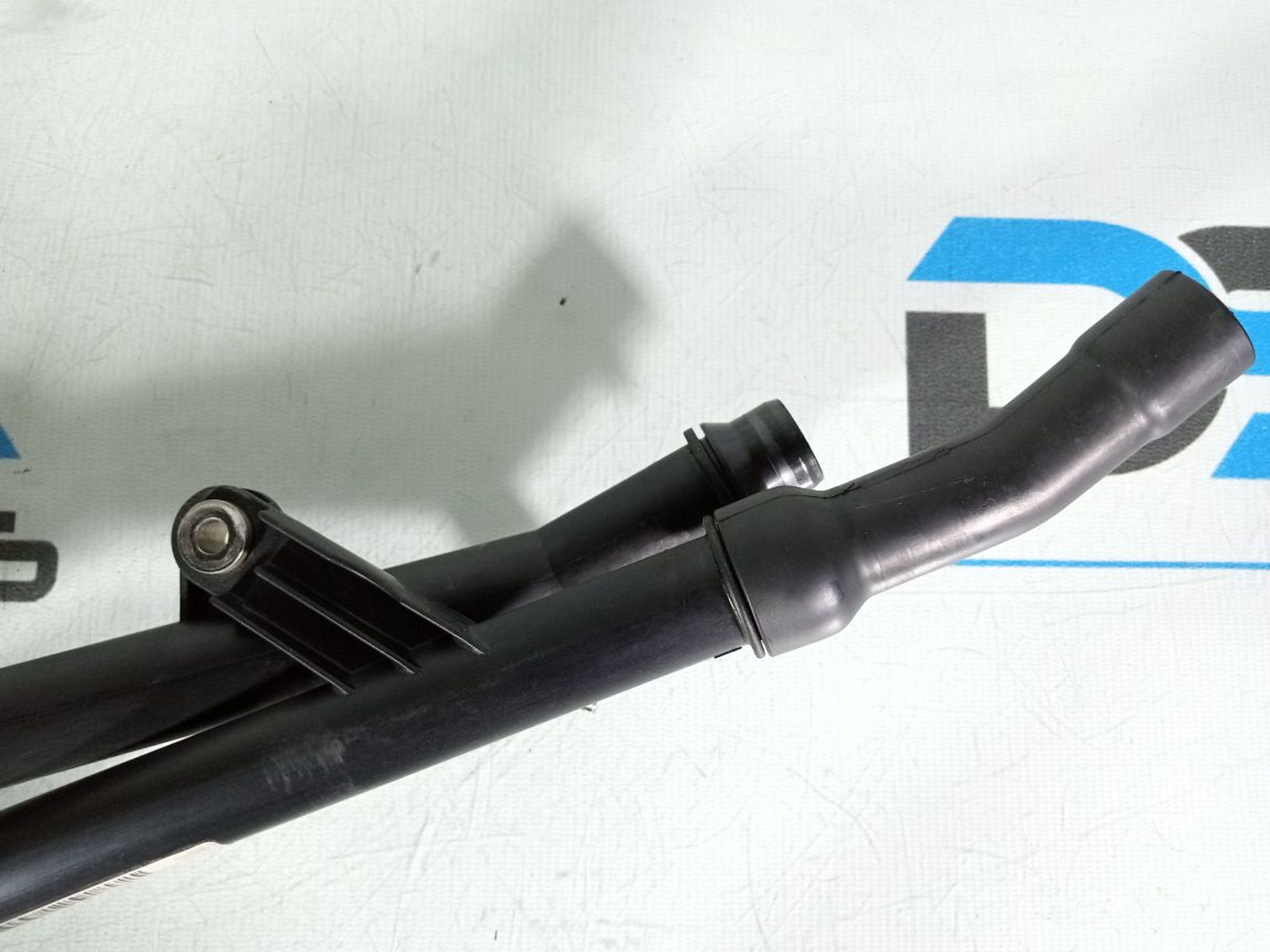 https://gcs.partsauto.market/rn-stockpro.appspot.com/thmbs/userImages/b7628e092085f1f91467af1afb6e7630/part/d73ca1b8-83ca-4289-8d08-a89fa4dbe6d3_1746959037179.jpg