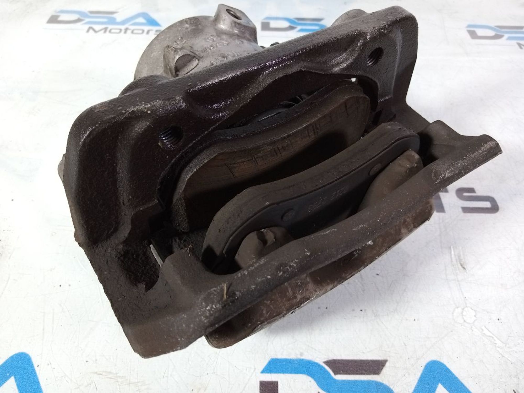 https://gcs.partsauto.market/rn-stockpro.appspot.com/thmbs/userImages/b7628e092085f1f91467af1afb6e7630/part/d9b64890-322c-4834-bbd1-237a43d07e9e_1737352520269.jpg