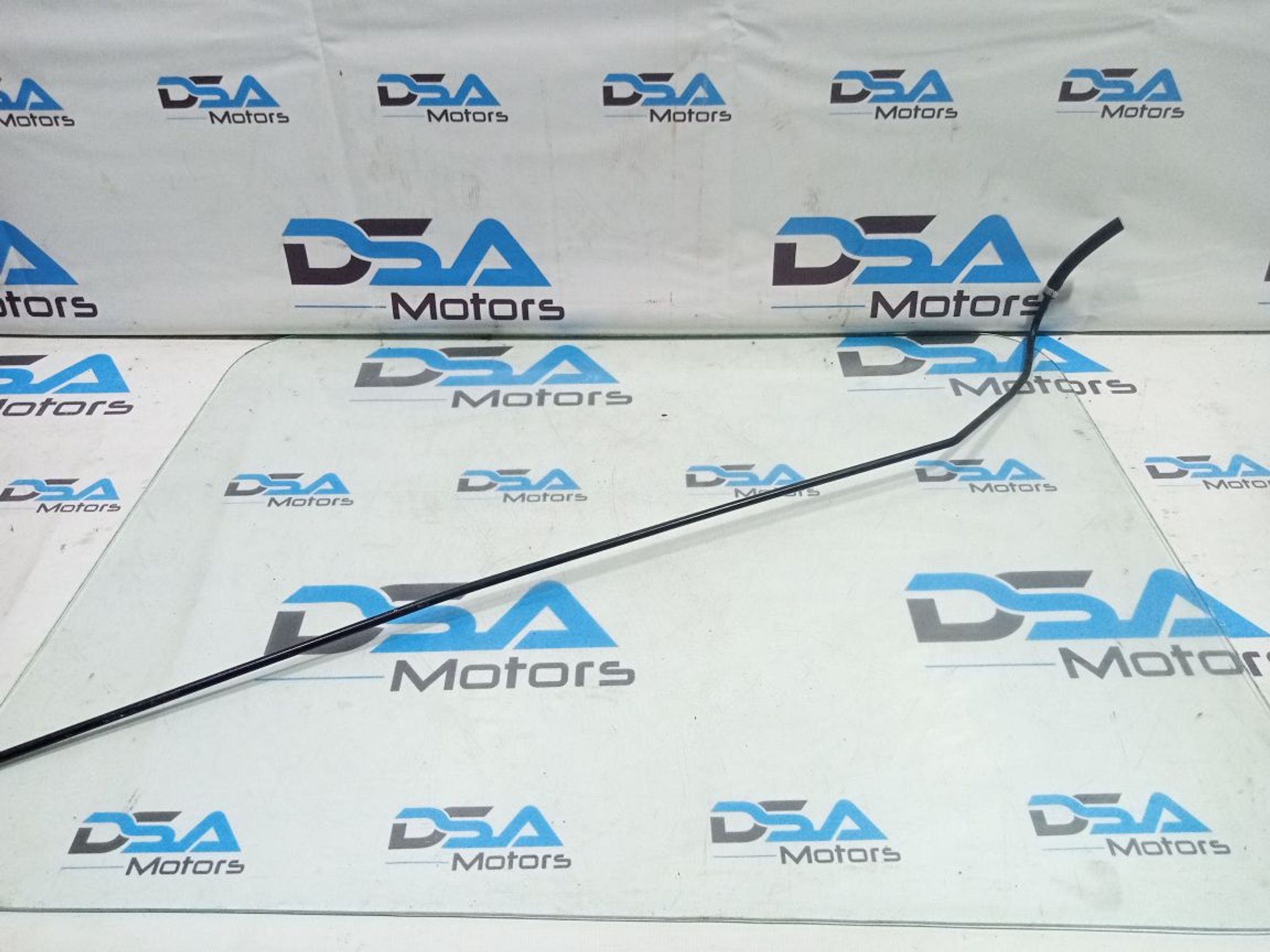 https://gcs.partsauto.market/rn-stockpro.appspot.com/thmbs/userImages/b7628e092085f1f91467af1afb6e7630/part/d9caa0da-7197-4a1a-9e74-06681e5d6032_1748975104015.jpg