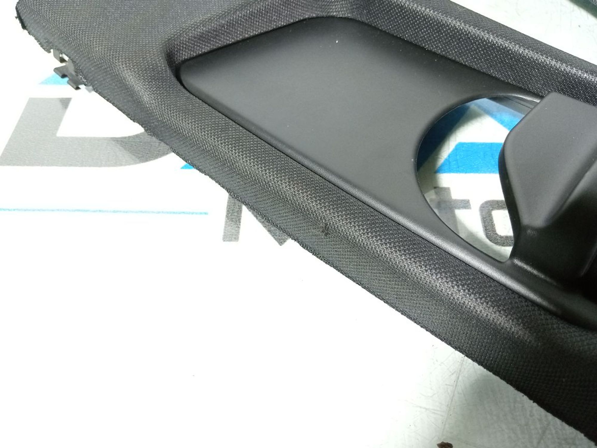 https://gcs.partsauto.market/rn-stockpro.appspot.com/thmbs/userImages/b7628e092085f1f91467af1afb6e7630/part/dbc6889b-2288-445b-b74a-9ccf9d5a905a_1747469158555.jpg