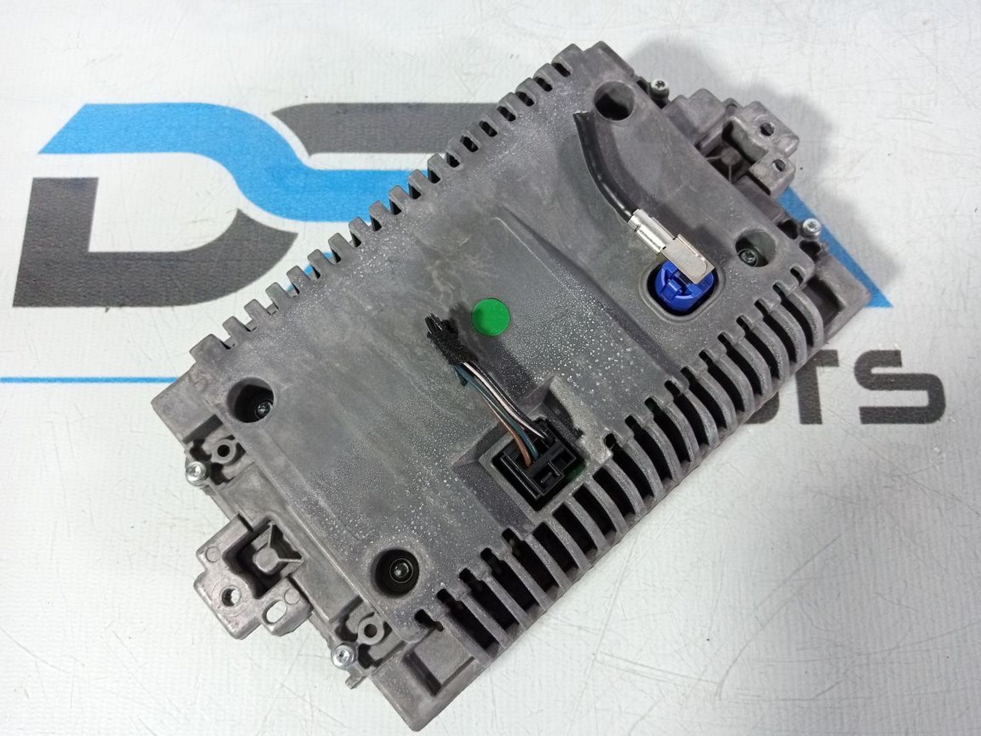 https://gcs.partsauto.market/rn-stockpro.appspot.com/thmbs/userImages/b7628e092085f1f91467af1afb6e7630/part/dbd70d0a-6f9a-434c-9d3e-d587bdfe48ce_1747662557487.jpg