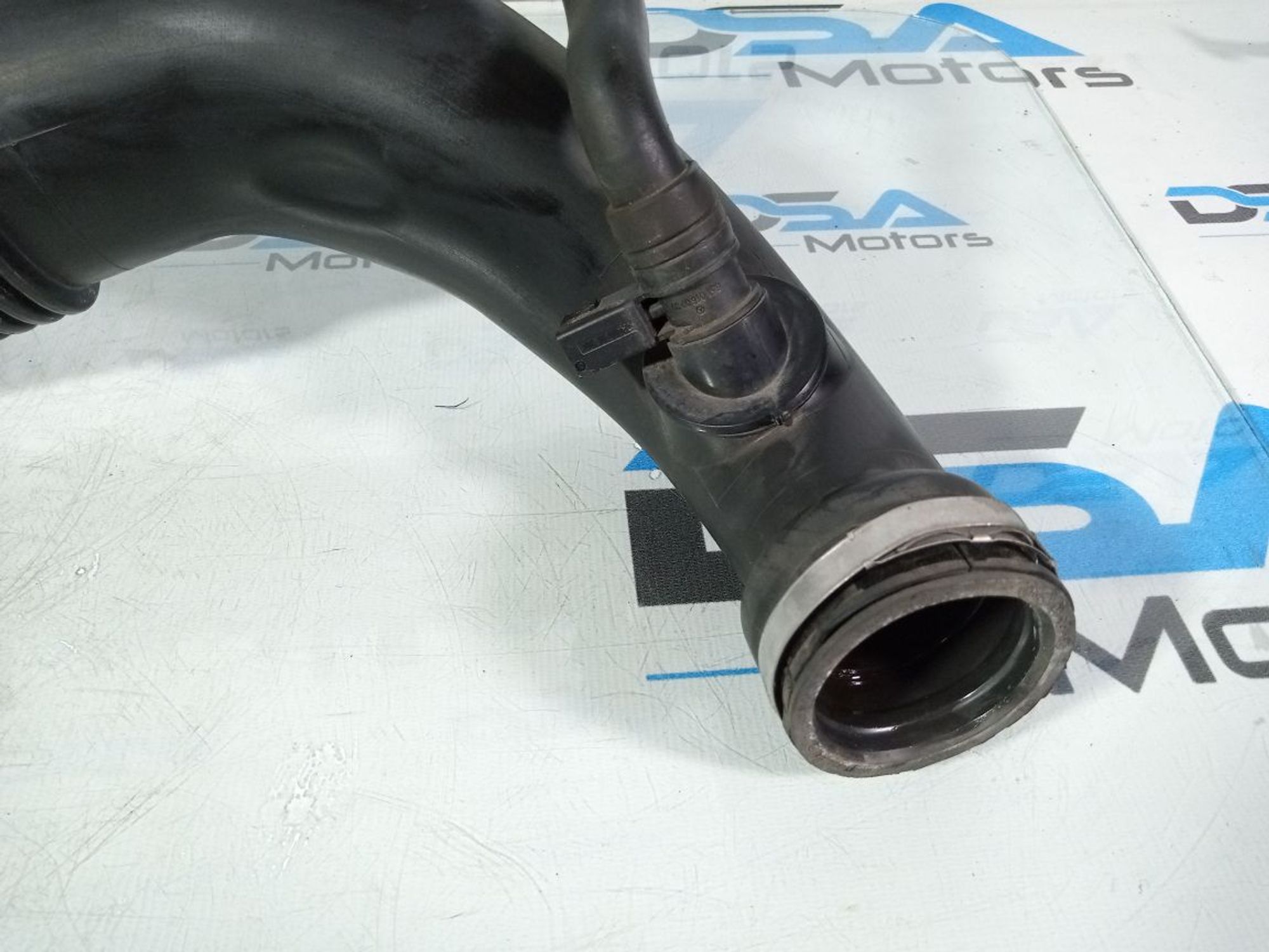 https://gcs.partsauto.market/rn-stockpro.appspot.com/thmbs/userImages/b7628e092085f1f91467af1afb6e7630/part/dd512012-a949-4dd7-b0e4-ad6463eef705_1747629383634.jpg