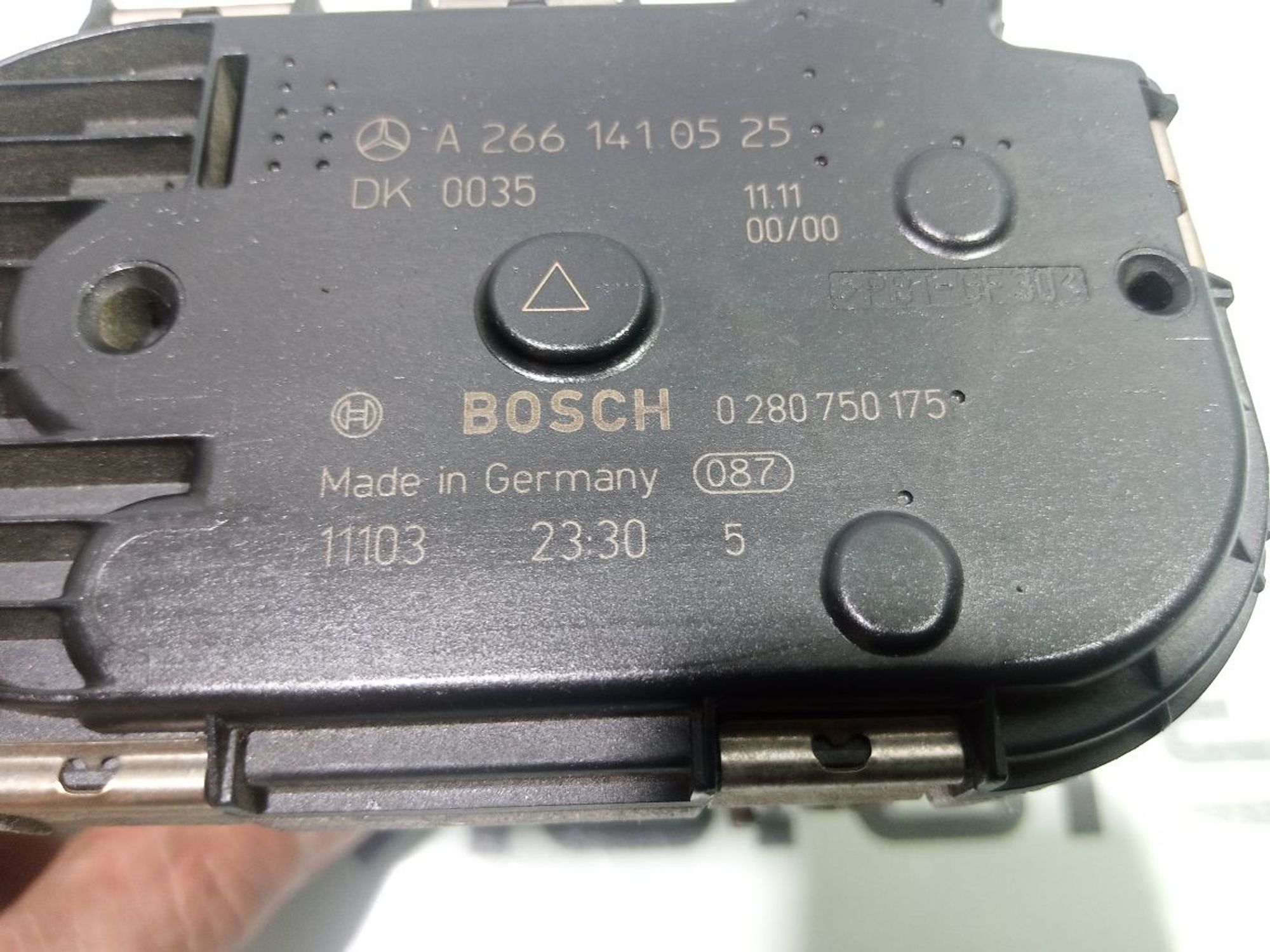 https://gcs.partsauto.market/rn-stockpro.appspot.com/thmbs/userImages/b7628e092085f1f91467af1afb6e7630/part/dd61b9b2-9488-4083-9858-428c27ab854c_1748281823000.jpg