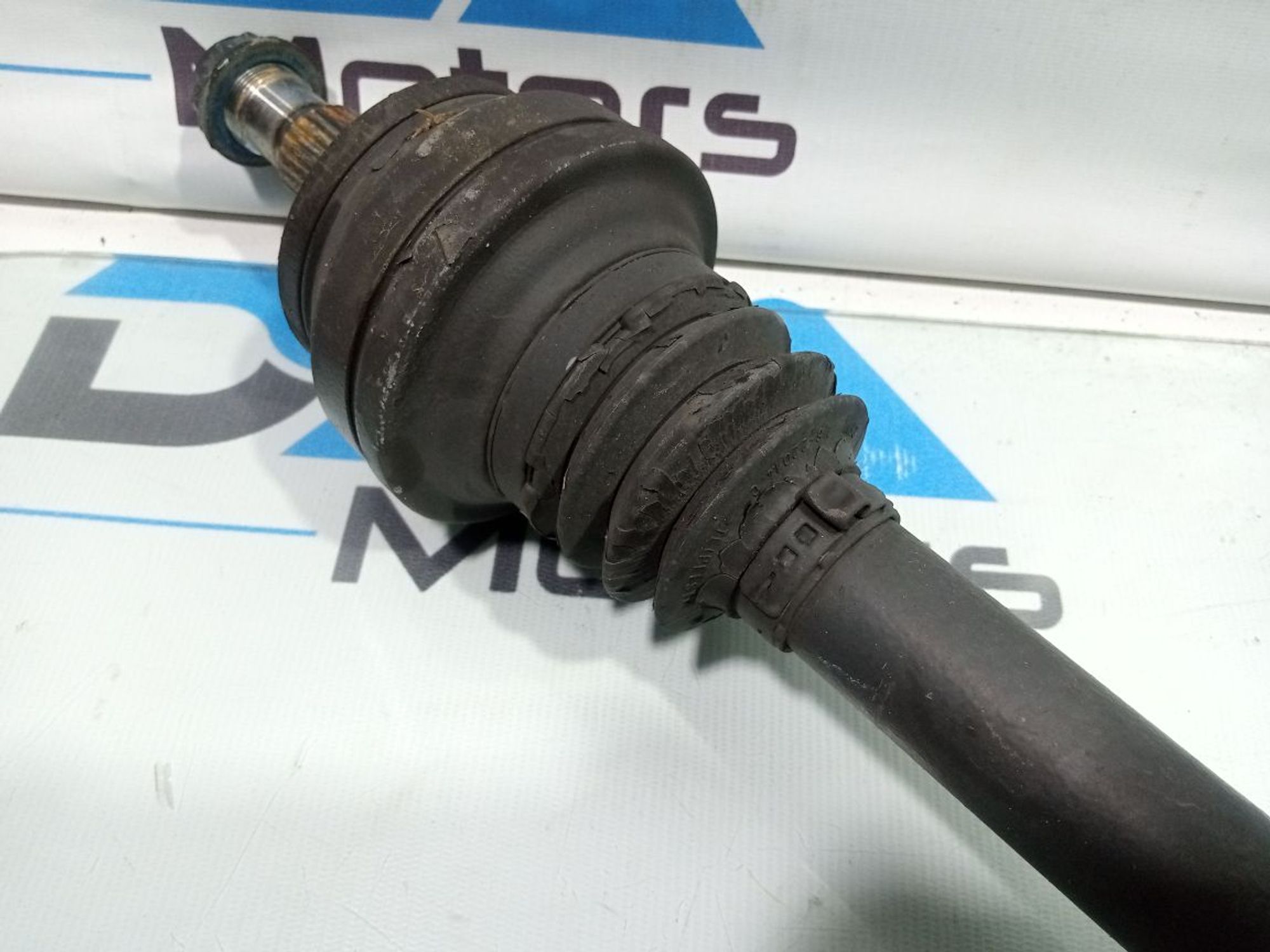 https://gcs.partsauto.market/rn-stockpro.appspot.com/thmbs/userImages/b7628e092085f1f91467af1afb6e7630/part/dd7801f7-e01e-413e-93b0-bab9571b8c9f_1747897428942.jpg