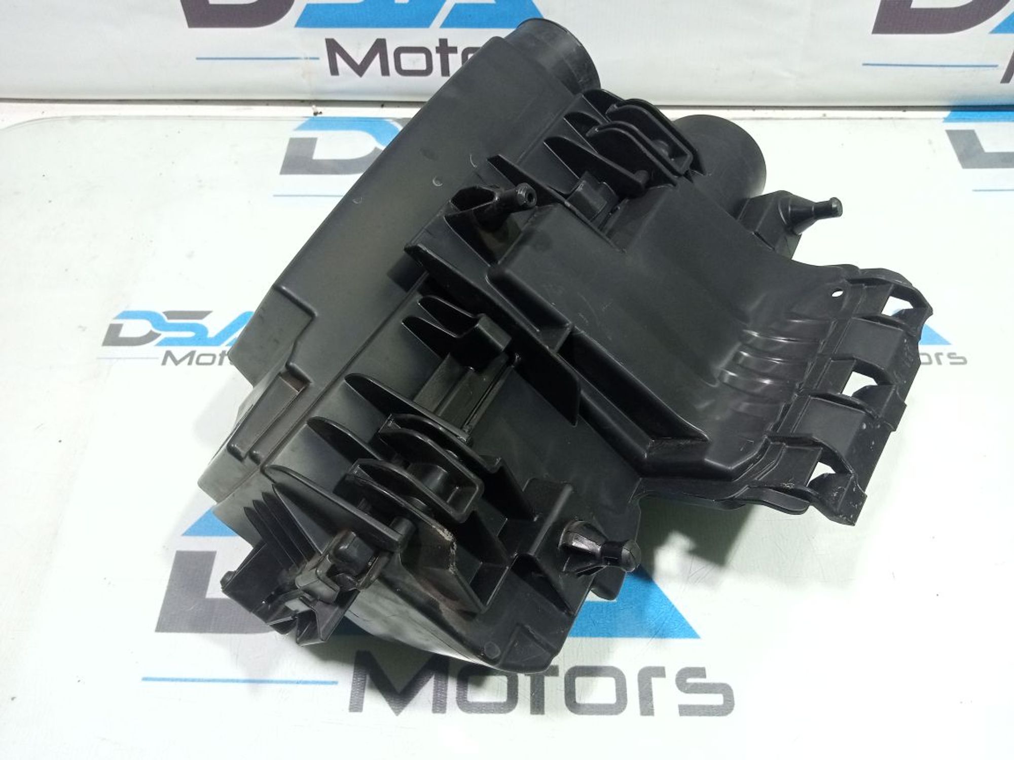 https://gcs.partsauto.market/rn-stockpro.appspot.com/thmbs/userImages/b7628e092085f1f91467af1afb6e7630/part/dd94961c-cfe6-40e3-9db5-c44bc82a28f4_1748280089157.jpg
