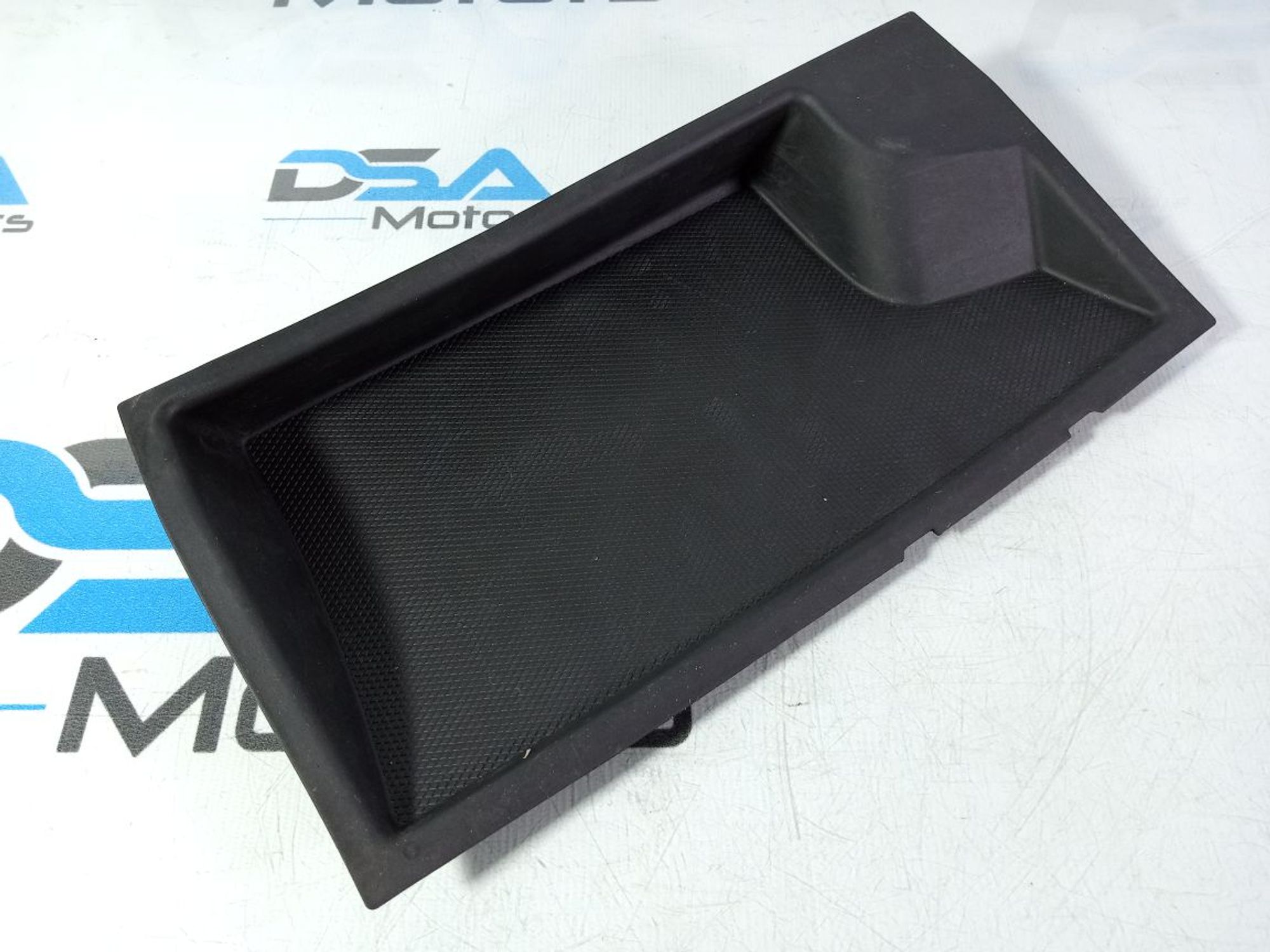 https://gcs.partsauto.market/rn-stockpro.appspot.com/thmbs/userImages/b7628e092085f1f91467af1afb6e7630/part/de5a1443-cc94-41fc-b258-5c6caefbb7eb_1747057823152.jpg