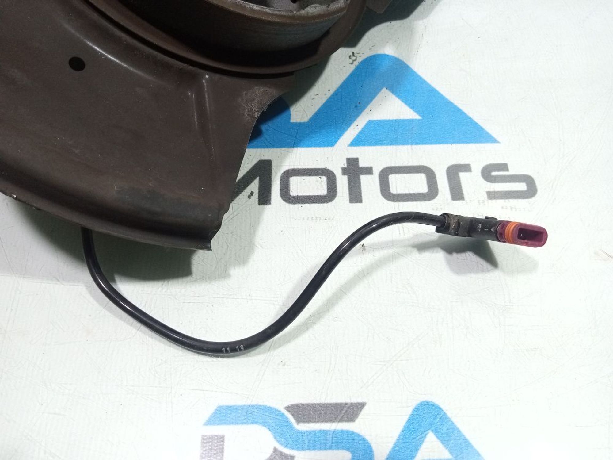 https://gcs.partsauto.market/rn-stockpro.appspot.com/thmbs/userImages/b7628e092085f1f91467af1afb6e7630/part/e01f2bc3-8311-4142-81ac-8f37e18ab693_1748894845406.jpg