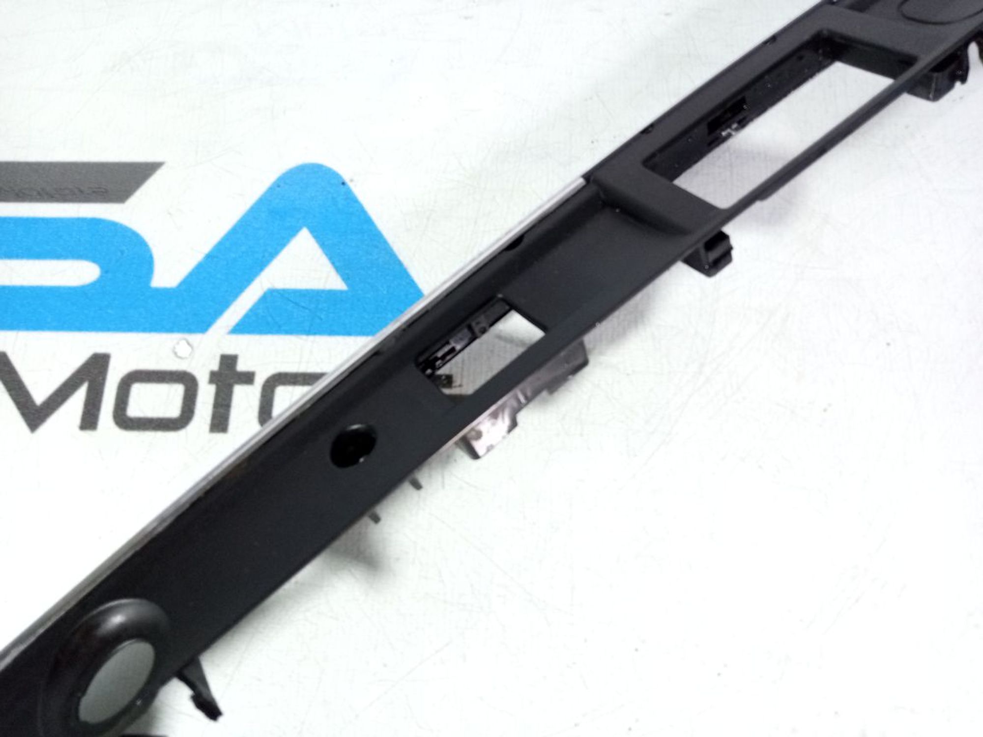 https://gcs.partsauto.market/rn-stockpro.appspot.com/thmbs/userImages/b7628e092085f1f91467af1afb6e7630/part/e0c58ac3-7fa7-4ba0-bc64-104cb8845a4d_1745404350449.jpg