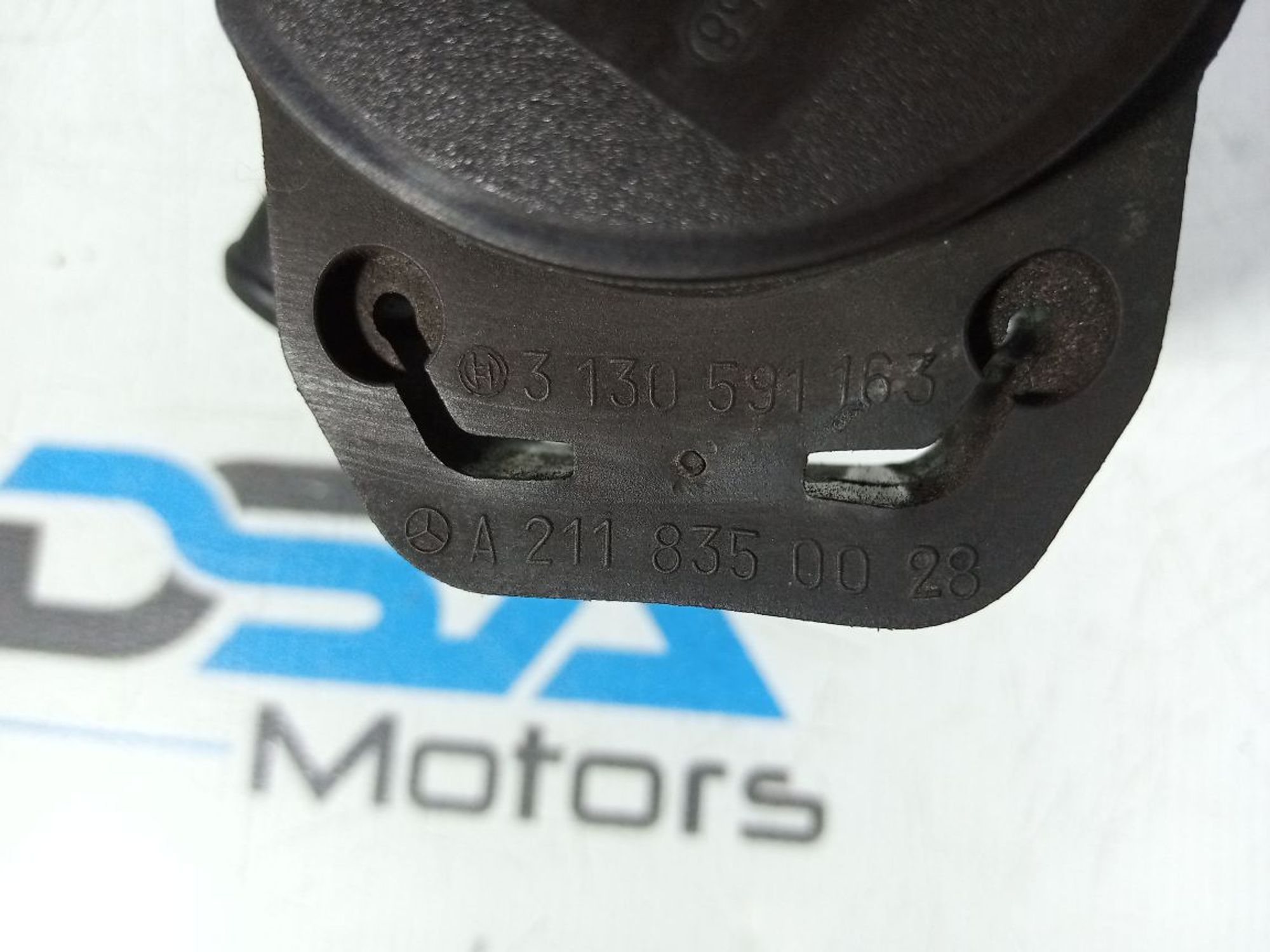 https://gcs.partsauto.market/rn-stockpro.appspot.com/thmbs/userImages/b7628e092085f1f91467af1afb6e7630/part/e149708f-3745-469d-a299-becf3607a965_1747652911575.jpg