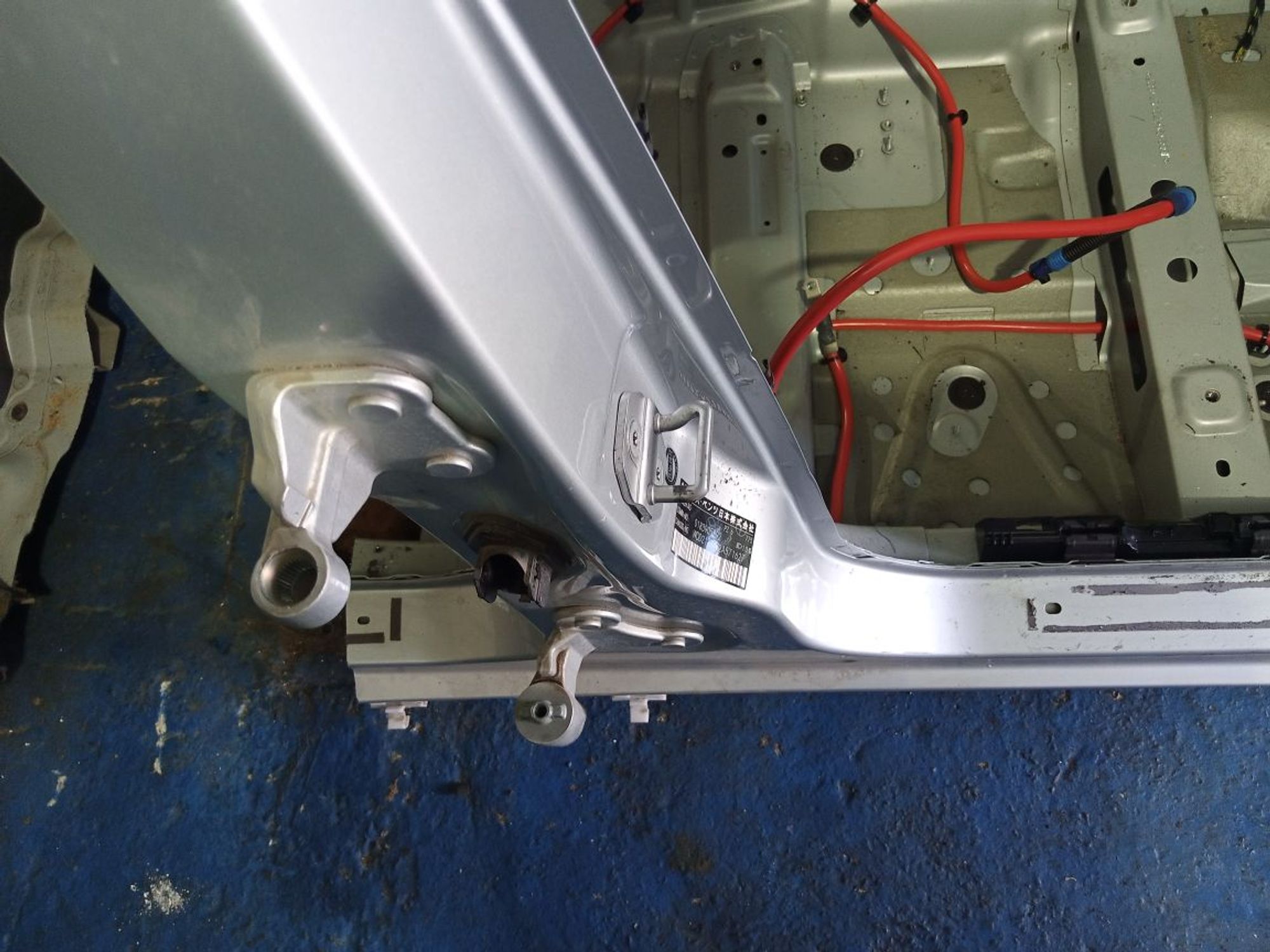 https://gcs.partsauto.market/rn-stockpro.appspot.com/thmbs/userImages/b7628e092085f1f91467af1afb6e7630/part/e1a30879-4892-4b5f-94bb-27c5dd7ca66d_1747740821057.jpg