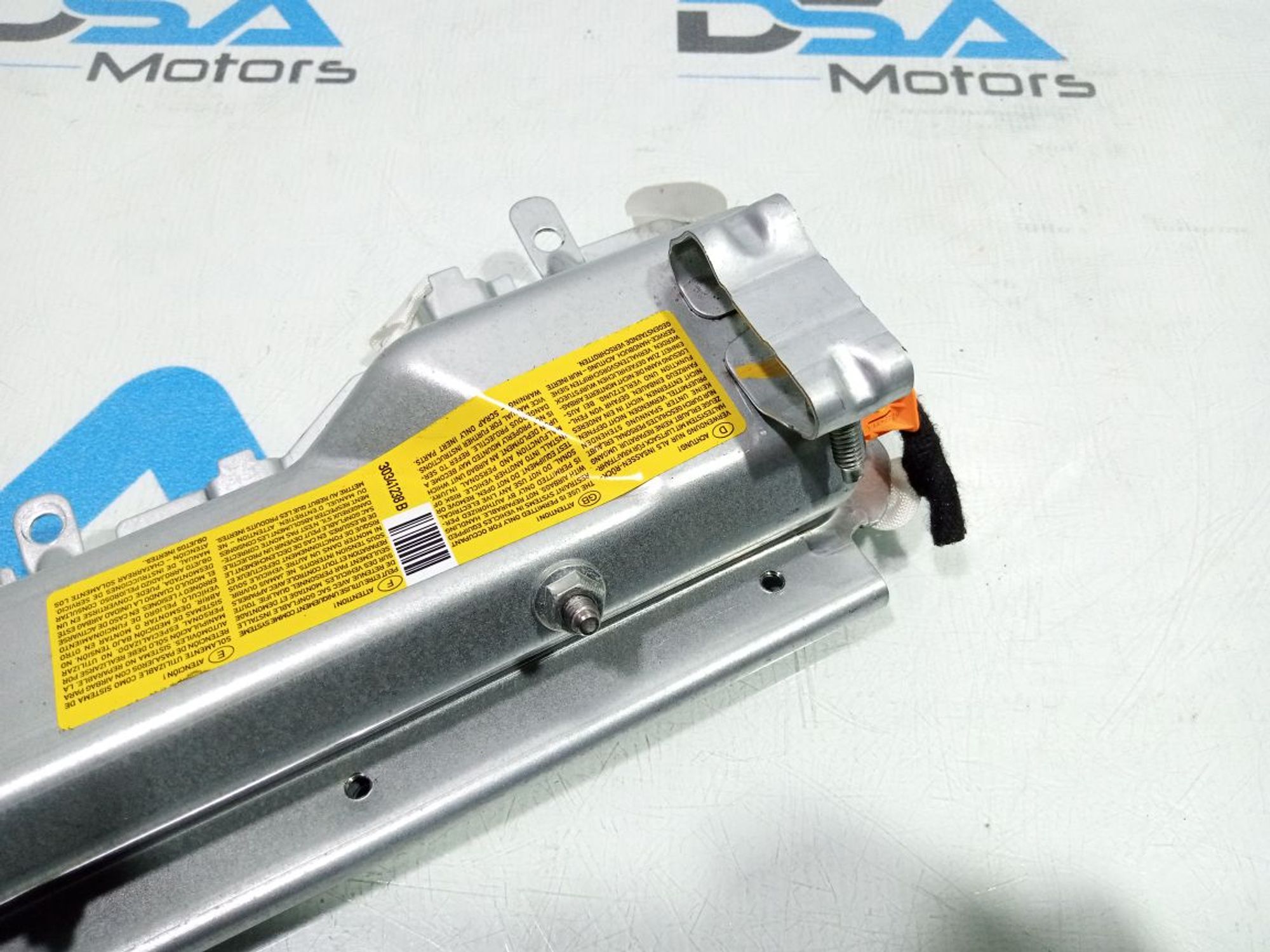 https://gcs.partsauto.market/rn-stockpro.appspot.com/thmbs/userImages/b7628e092085f1f91467af1afb6e7630/part/e1bca4b7-3240-4e59-86d6-02d82c737915_1748002777120.jpg