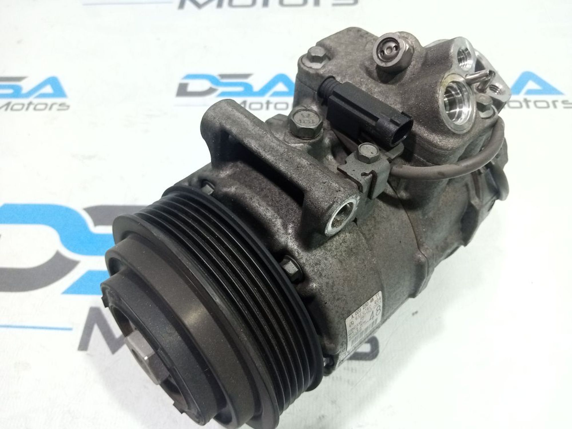 https://gcs.partsauto.market/rn-stockpro.appspot.com/thmbs/userImages/b7628e092085f1f91467af1afb6e7630/part/e2720a5d-d9d2-4e13-aef9-42a1c25cb136_1748887270350.jpg