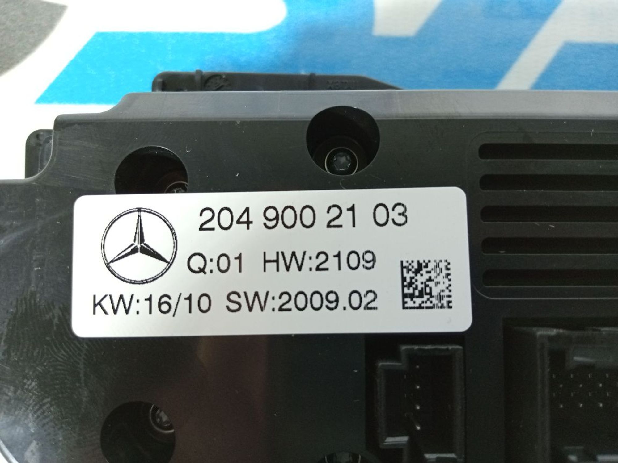 https://gcs.partsauto.market/rn-stockpro.appspot.com/thmbs/userImages/b7628e092085f1f91467af1afb6e7630/part/e280d3ed-5b26-462f-a3a9-6de18511b1ae_1745909803390.jpg