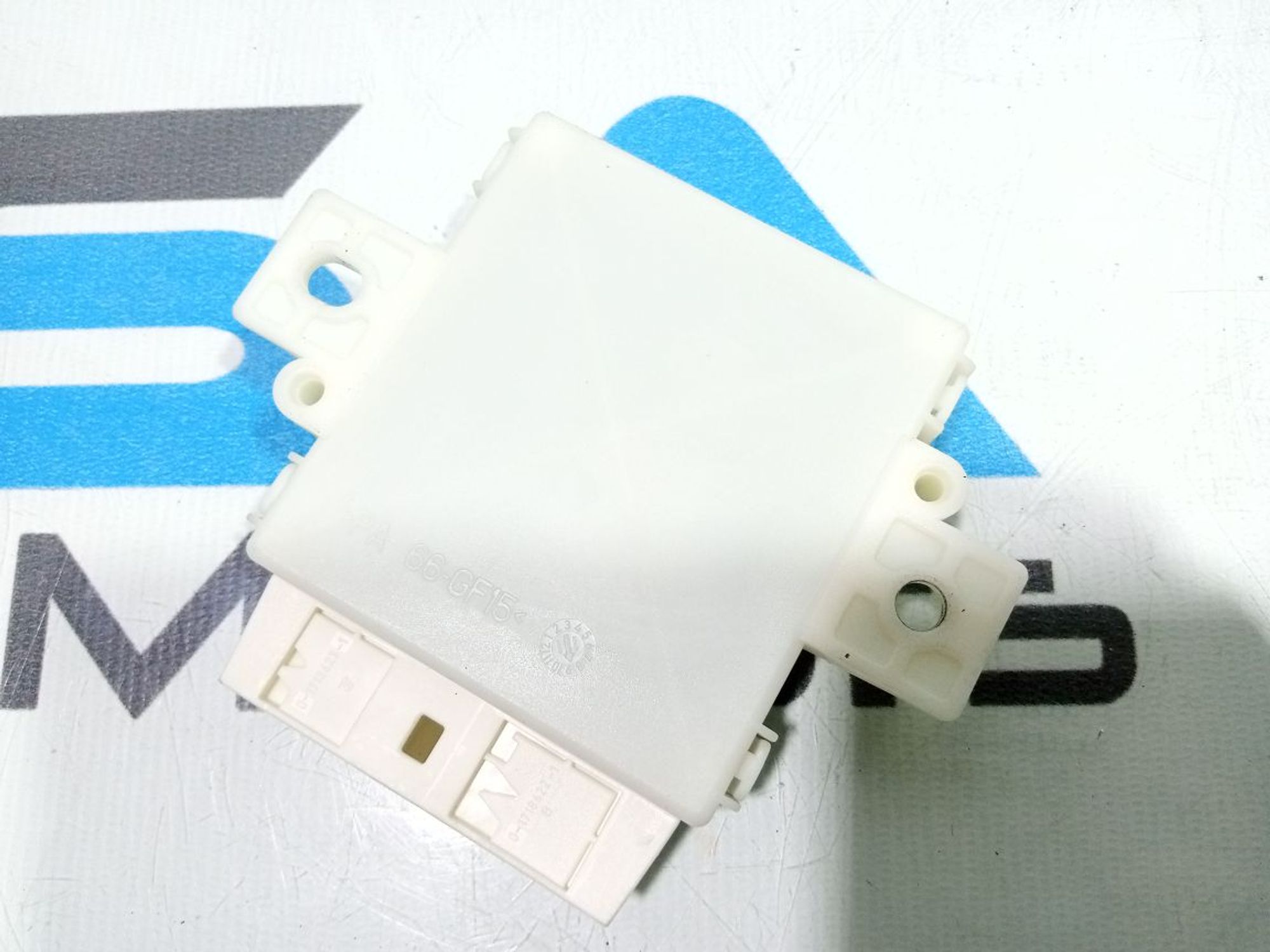 https://gcs.partsauto.market/rn-stockpro.appspot.com/thmbs/userImages/b7628e092085f1f91467af1afb6e7630/part/e2bee64d-3468-431d-a16c-321be03826a8_1748092661277.jpg