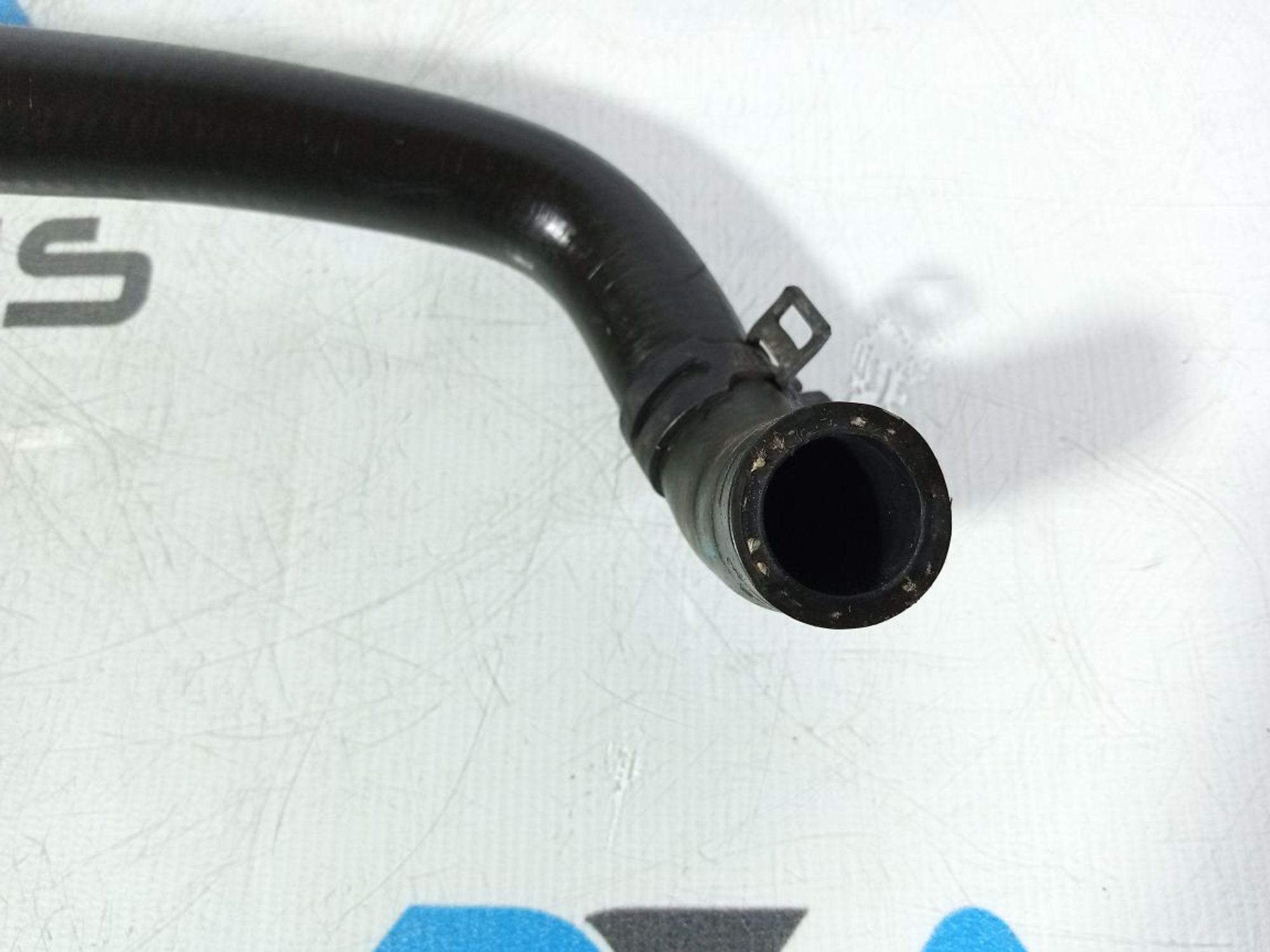 https://gcs.partsauto.market/rn-stockpro.appspot.com/thmbs/userImages/b7628e092085f1f91467af1afb6e7630/part/e2ee560e-0cc2-4f7f-837c-9f7b1edefbe5_1747628829609.jpg