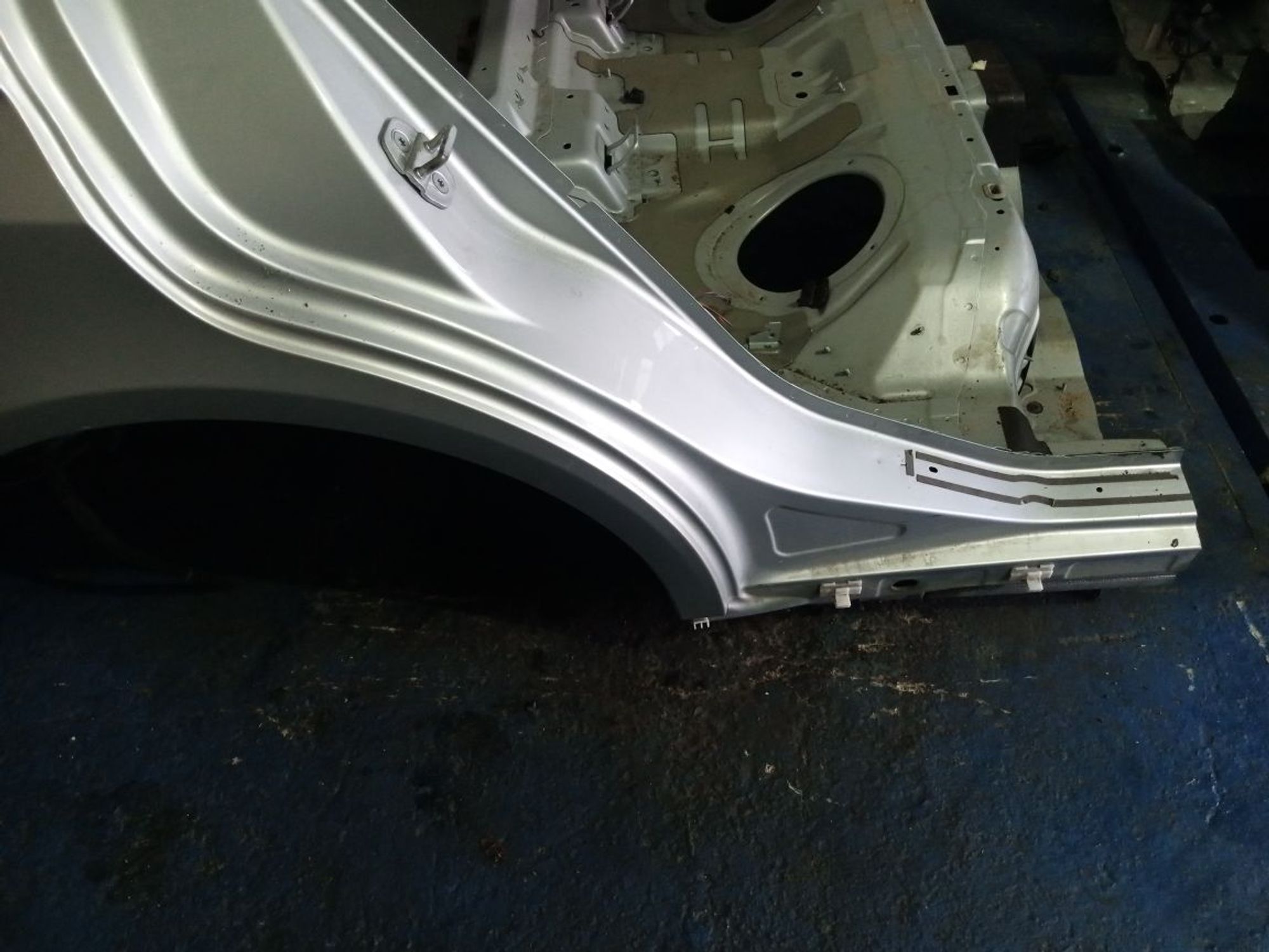 https://gcs.partsauto.market/rn-stockpro.appspot.com/thmbs/userImages/b7628e092085f1f91467af1afb6e7630/part/e2f13d3e-2fed-471e-af74-23121bce6191_1747740868580.jpg