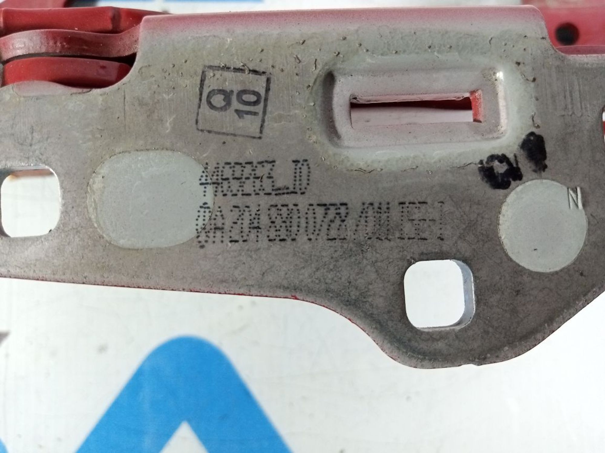 https://gcs.partsauto.market/rn-stockpro.appspot.com/thmbs/userImages/b7628e092085f1f91467af1afb6e7630/part/e32c9001-9a93-4c3d-a916-306f01b97ab9_1737009507488.jpg