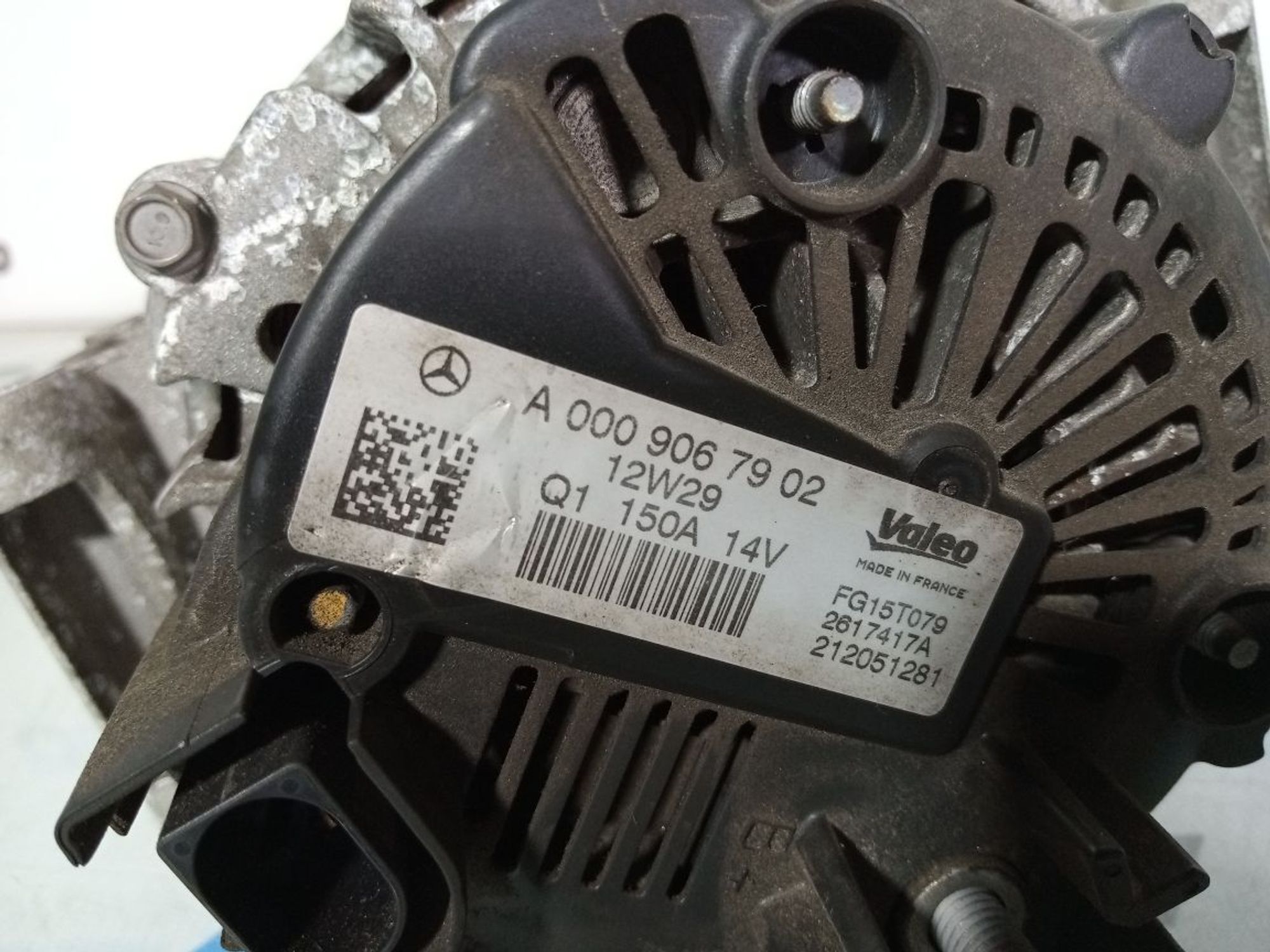 https://gcs.partsauto.market/rn-stockpro.appspot.com/thmbs/userImages/b7628e092085f1f91467af1afb6e7630/part/e32d544f-5920-4e03-9255-ee8df45c4747_1747335389639.jpg
