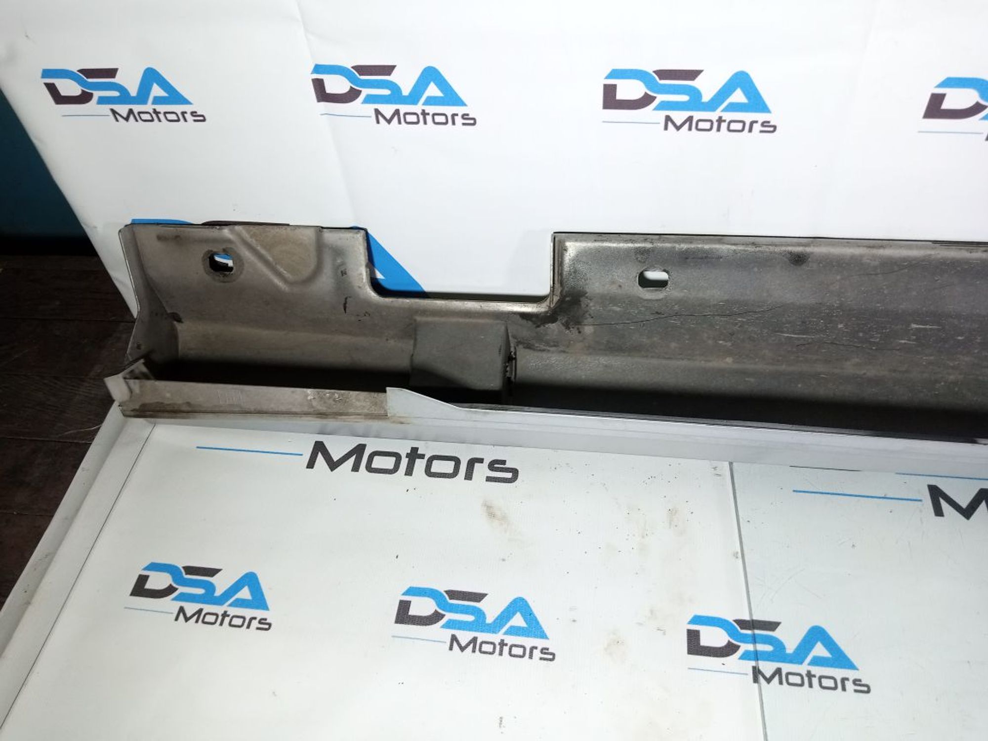 https://gcs.partsauto.market/rn-stockpro.appspot.com/thmbs/userImages/b7628e092085f1f91467af1afb6e7630/part/e342dabf-b9c4-46f2-88c9-2d5440615e85_1744898624073.jpg