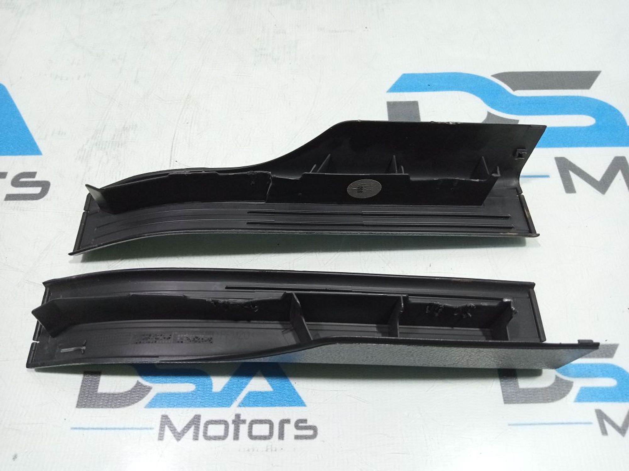 https://gcs.partsauto.market/rn-stockpro.appspot.com/thmbs/userImages/b7628e092085f1f91467af1afb6e7630/part/e3726561-c70e-4592-a626-2d840341ed1c_1747758365169.jpg