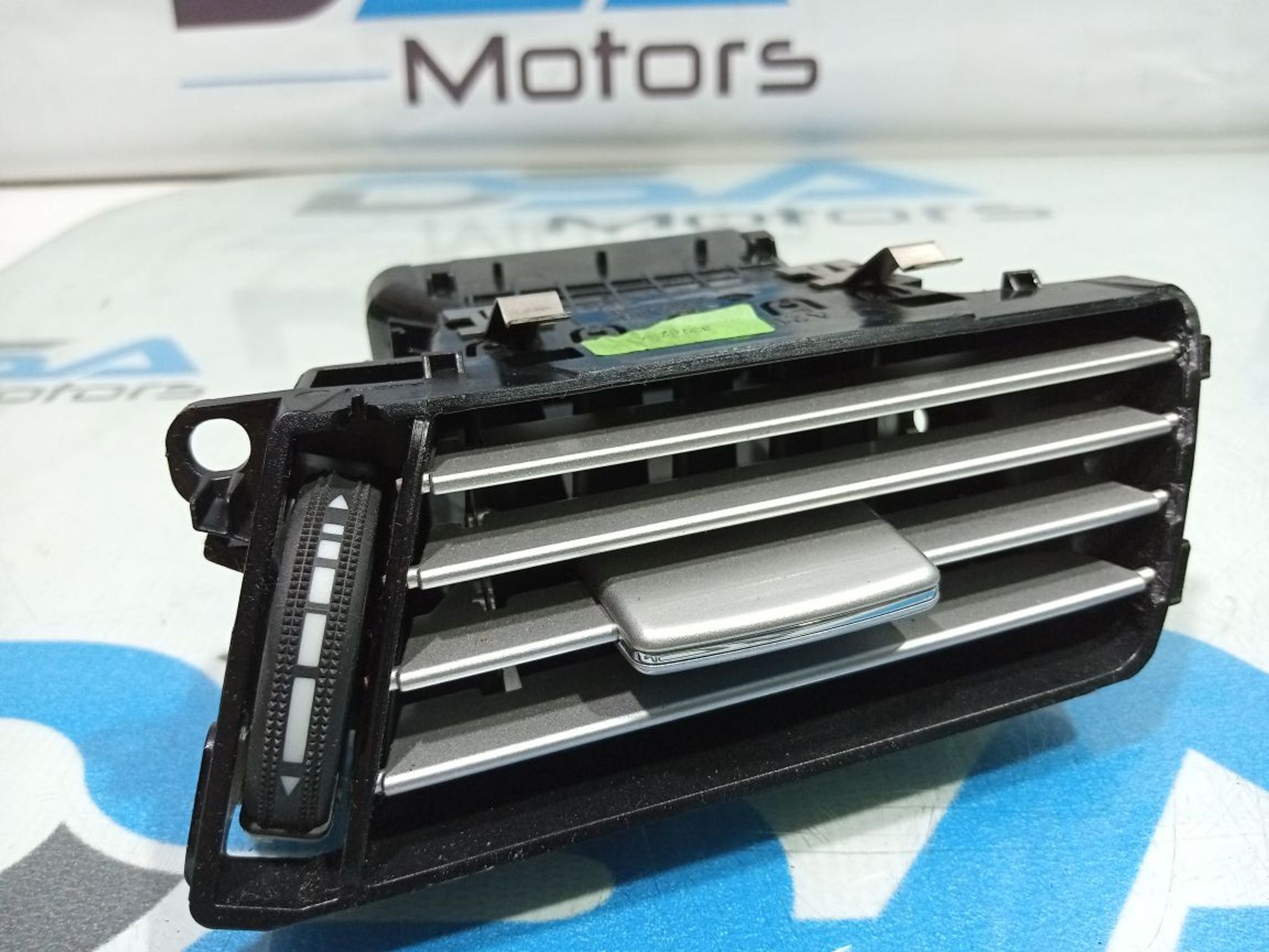 https://gcs.partsauto.market/rn-stockpro.appspot.com/thmbs/userImages/b7628e092085f1f91467af1afb6e7630/part/e3817bf5-0ebc-4251-bc8c-ee569a98dc91_1748161550906.jpg