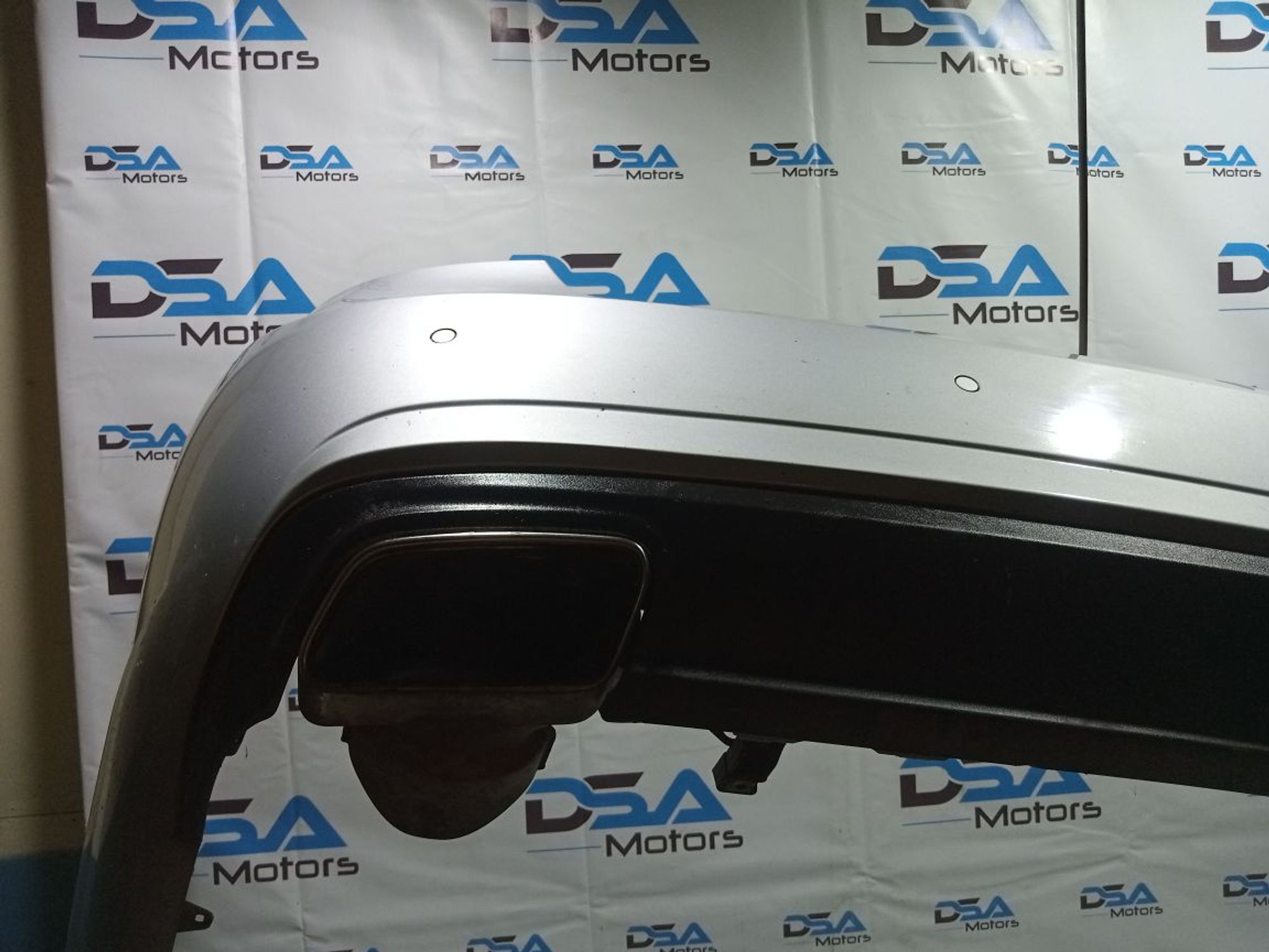 https://gcs.partsauto.market/rn-stockpro.appspot.com/thmbs/userImages/b7628e092085f1f91467af1afb6e7630/part/e3b4e0ab-1591-498a-a6b7-2cc10e55e741_1748412719741.jpg