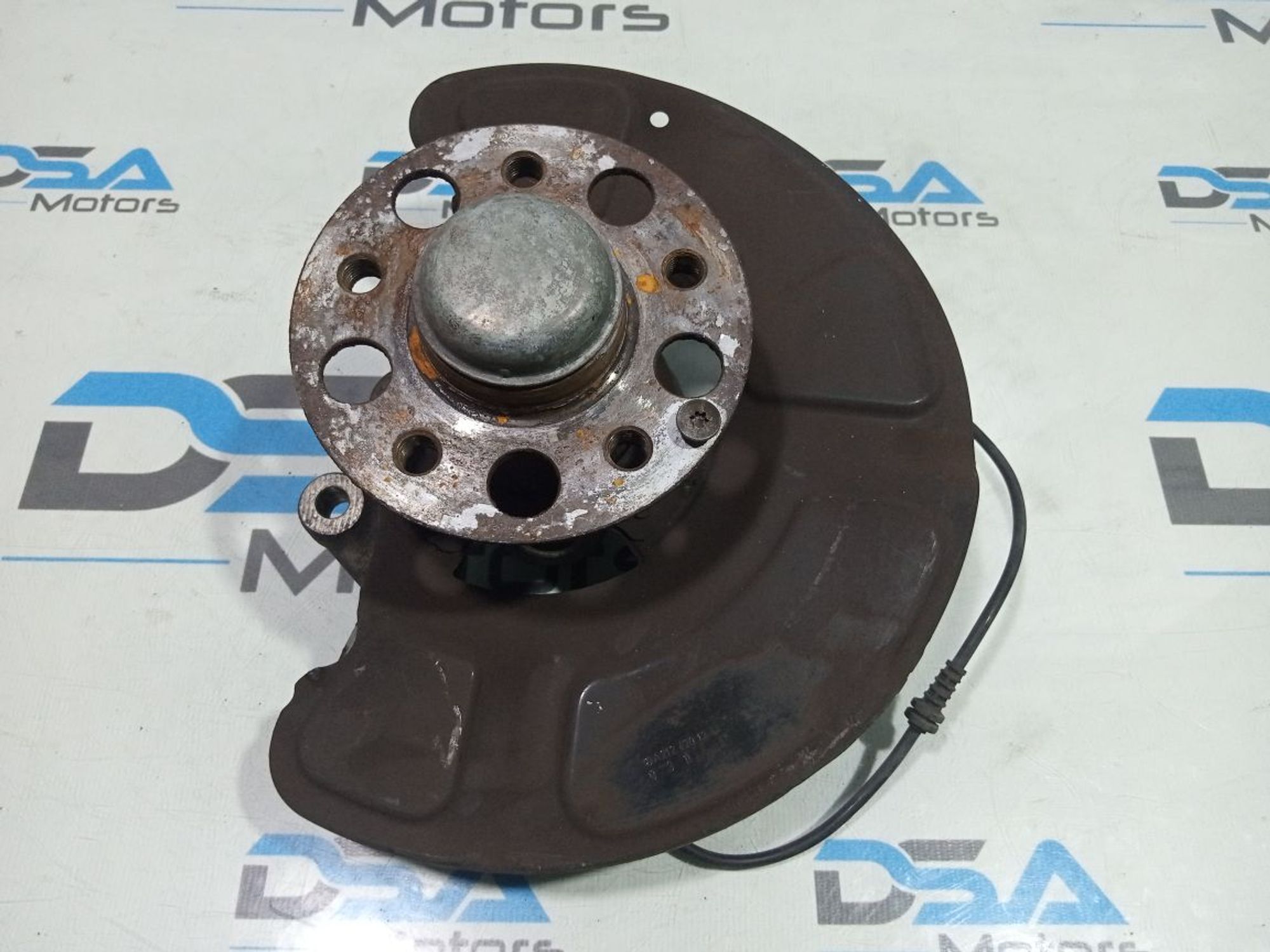 https://gcs.partsauto.market/rn-stockpro.appspot.com/thmbs/userImages/b7628e092085f1f91467af1afb6e7630/part/e3e604d7-1bd4-4334-9751-3e7ca1dc77ff_1748891227089.jpg