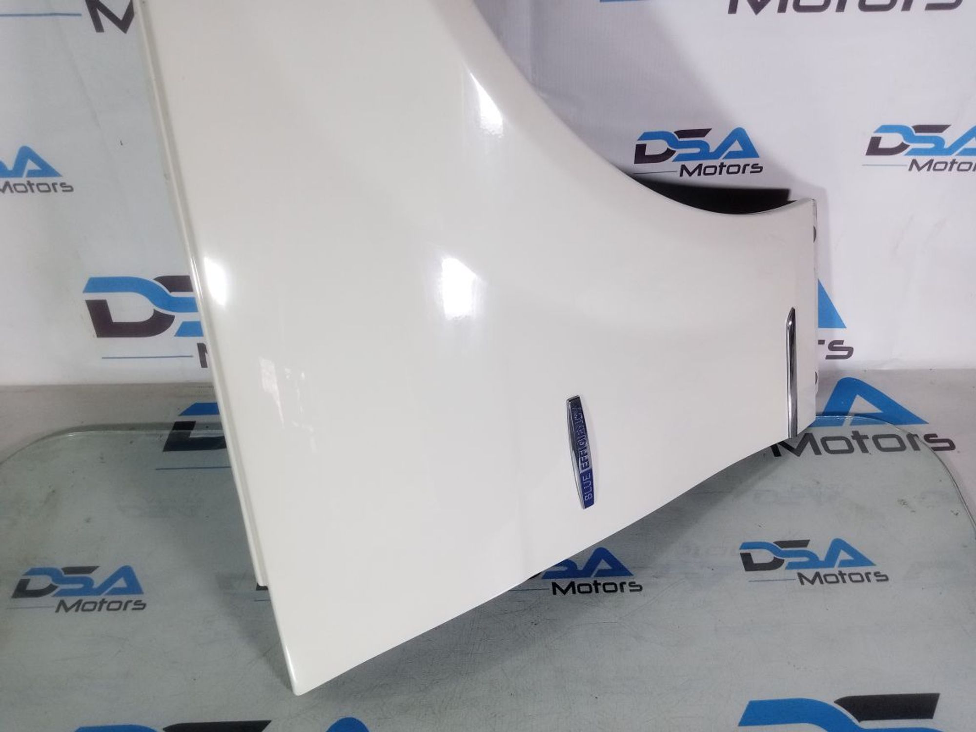 https://gcs.partsauto.market/rn-stockpro.appspot.com/thmbs/userImages/b7628e092085f1f91467af1afb6e7630/part/e4e4147f-91c1-4107-8a5a-6445e69d4397_1746542887783.jpg