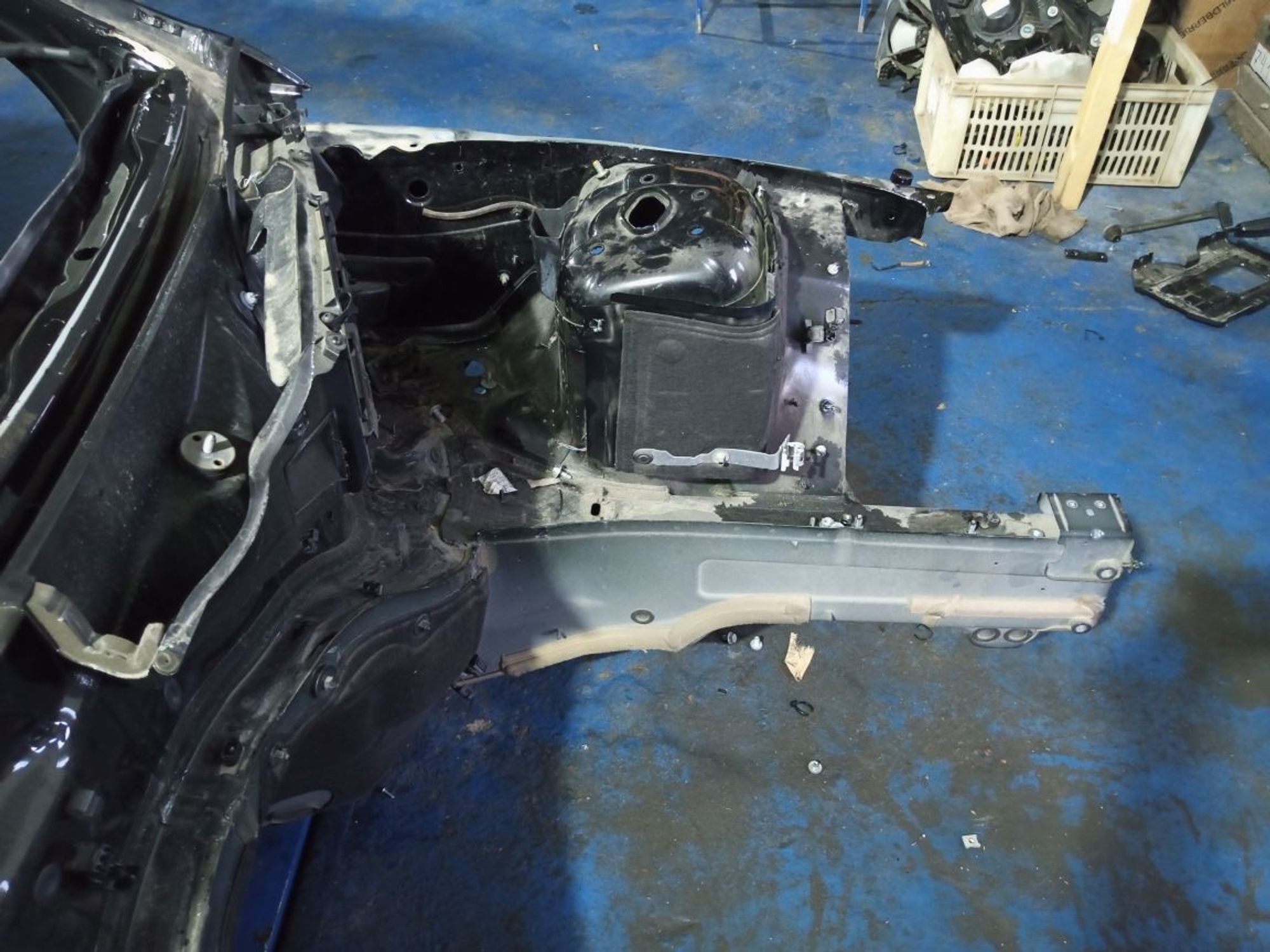 https://gcs.partsauto.market/rn-stockpro.appspot.com/thmbs/userImages/b7628e092085f1f91467af1afb6e7630/part/e549715a-a48d-480c-925b-3132ce57dab8_1744906692146.jpg