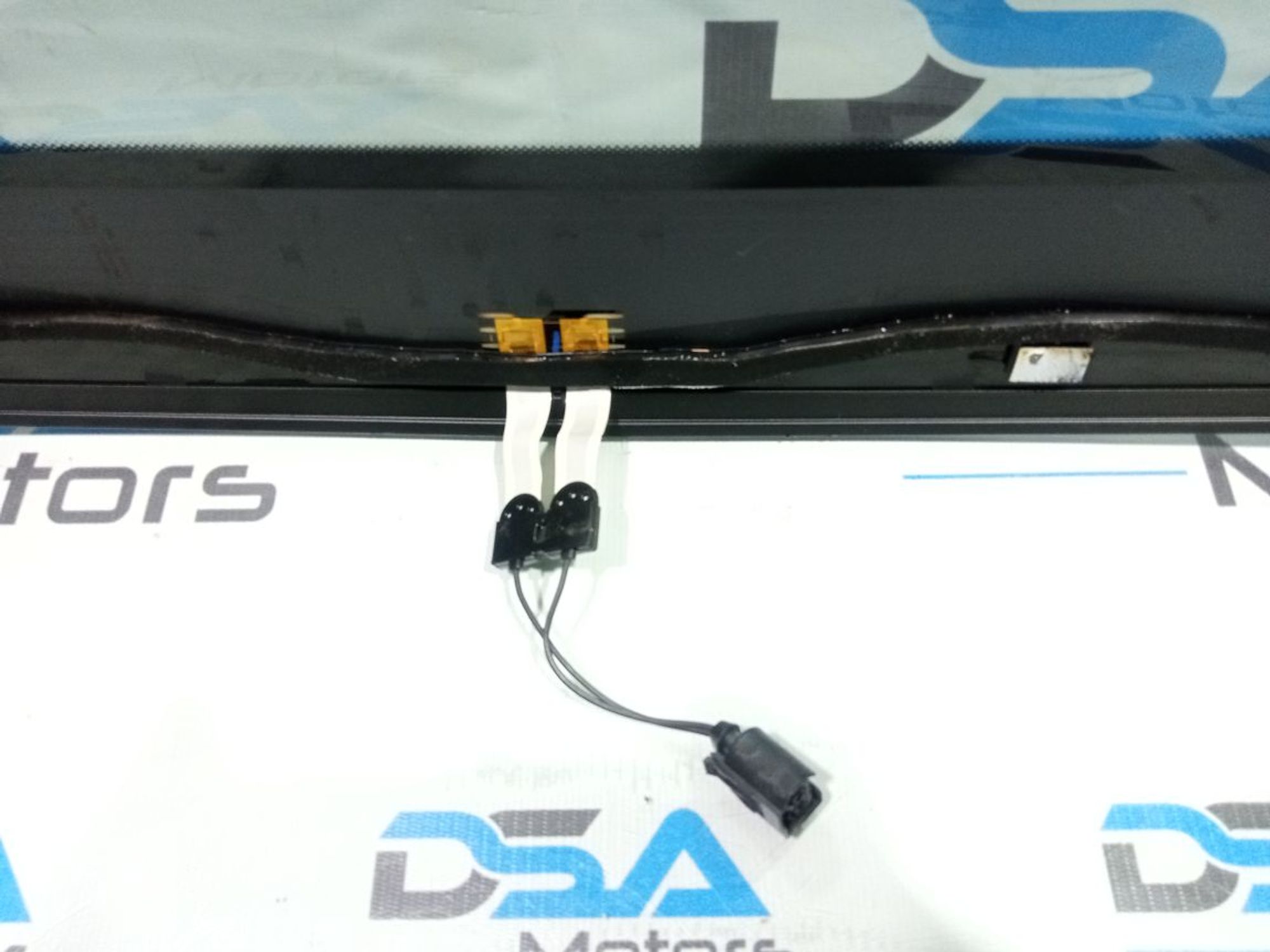 https://gcs.partsauto.market/rn-stockpro.appspot.com/thmbs/userImages/b7628e092085f1f91467af1afb6e7630/part/e55df314-ecd0-42f9-b14c-c6c141db07fa_1747896631121.jpg